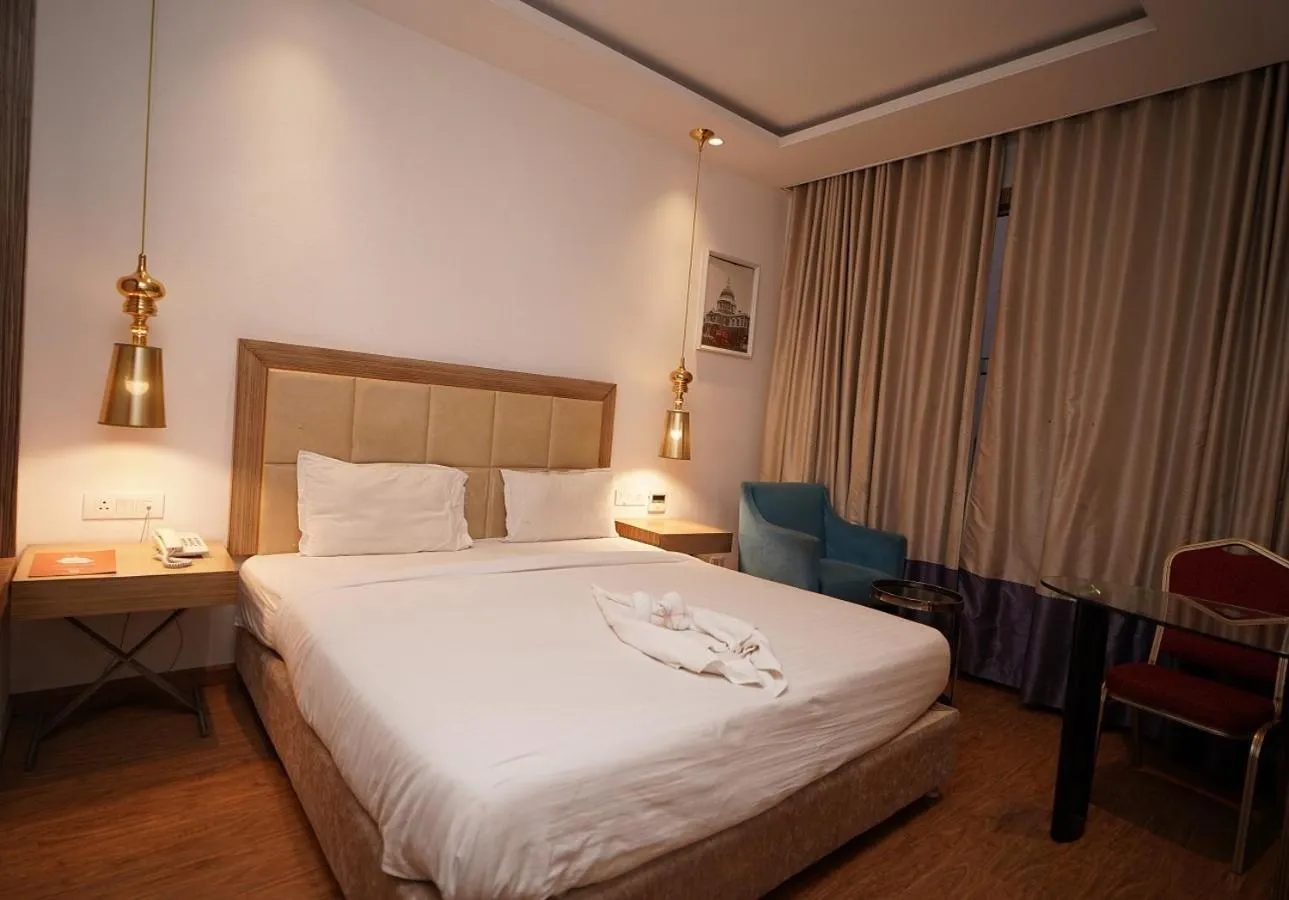 Bed in HOTEL AMORA - Rajnandgaon