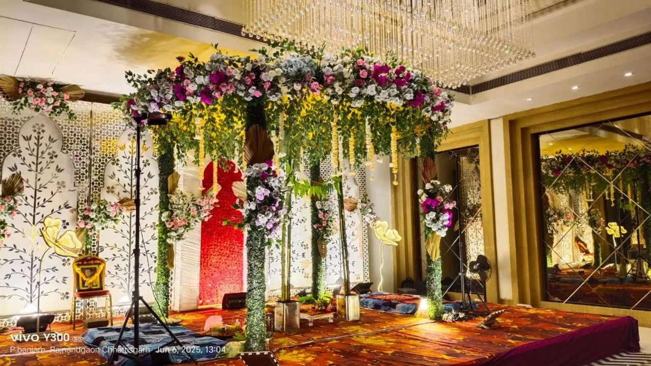 Banquet/Function facilities in HOTEL AMORA - Rajnandgaon