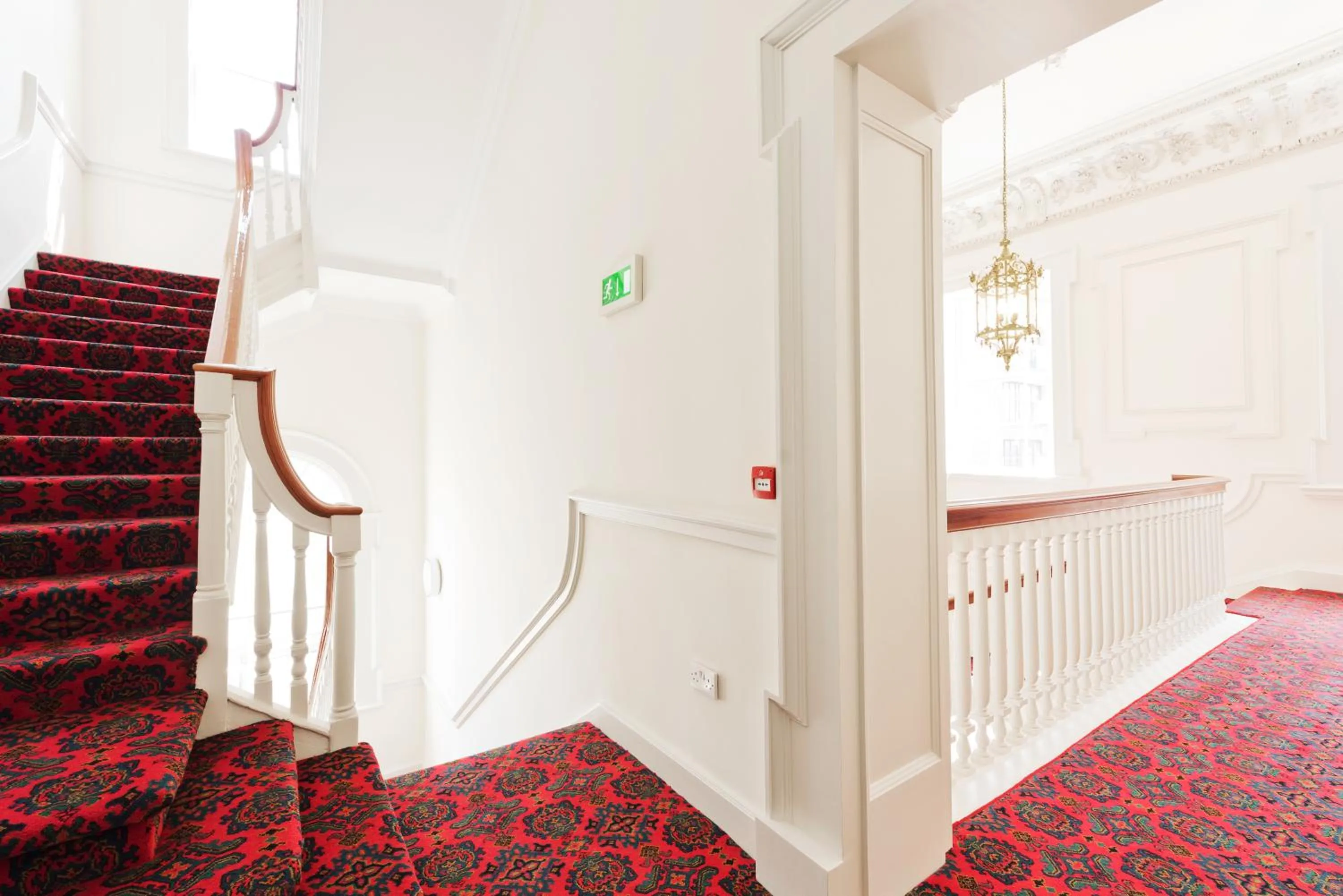 Henrietta Suites City Centre