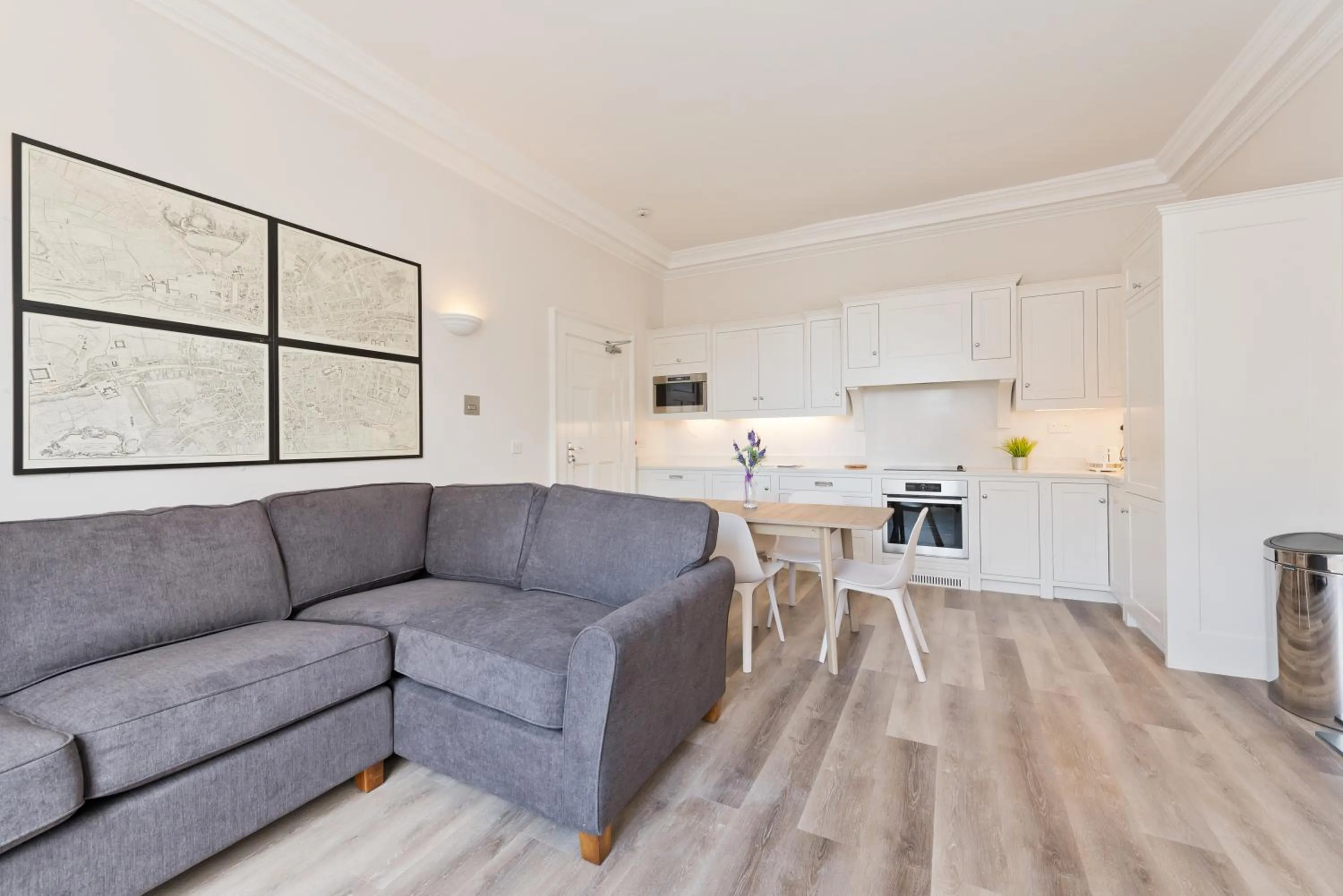 Henrietta Suites City Centre