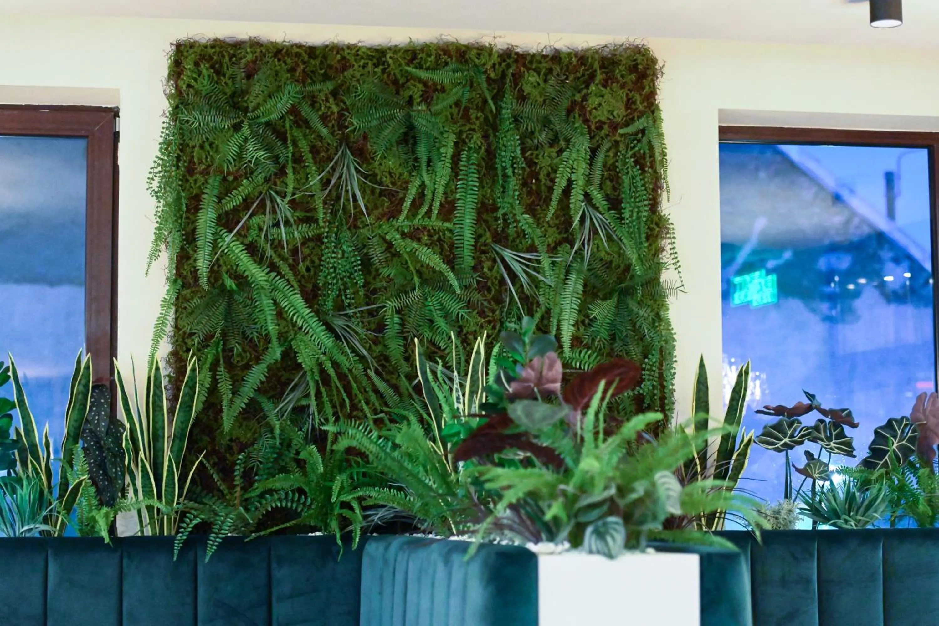 Restaurant/places to eat in Hotel Xemar