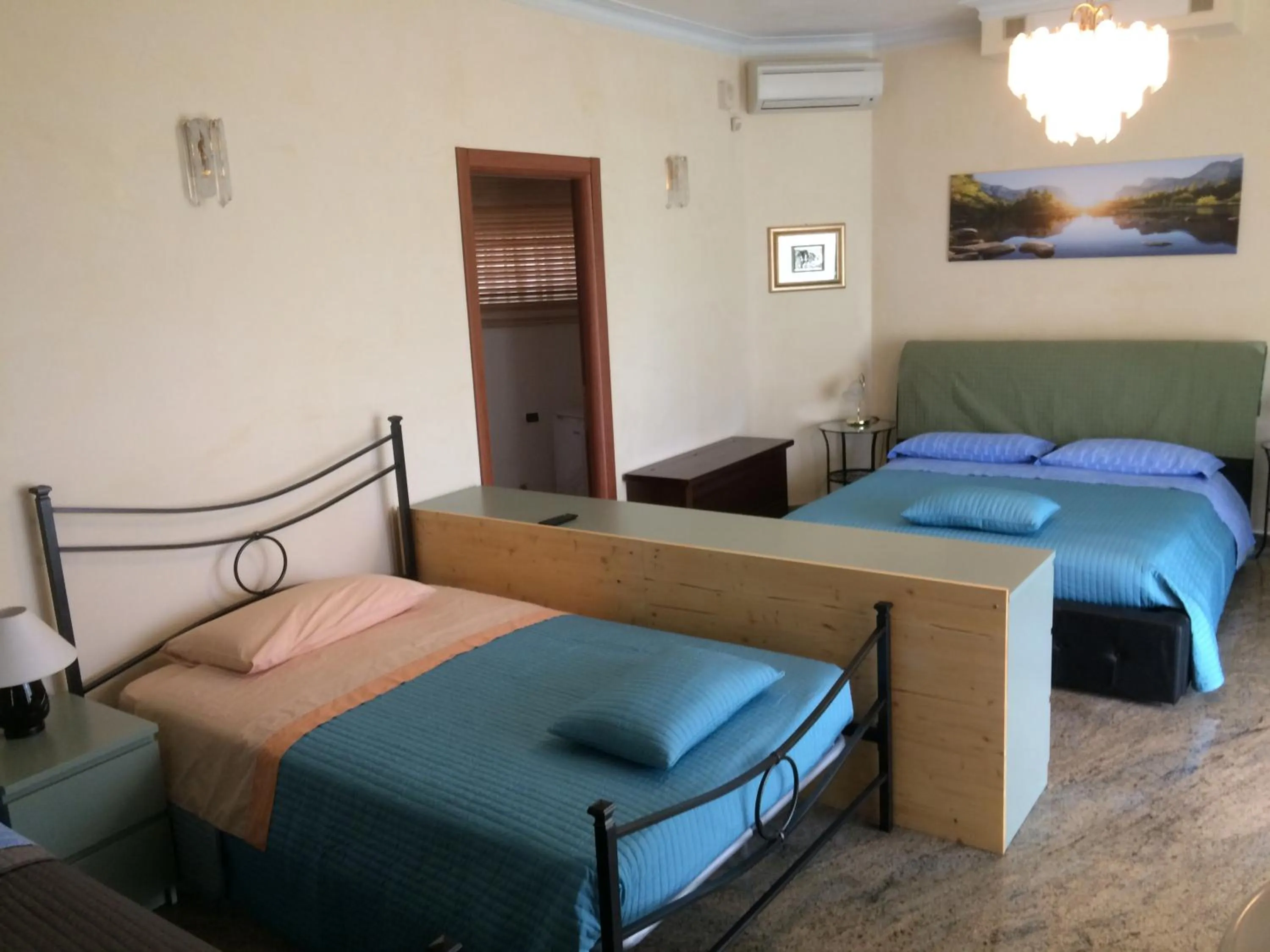 Pool view, Bed in B&B Villa Maria