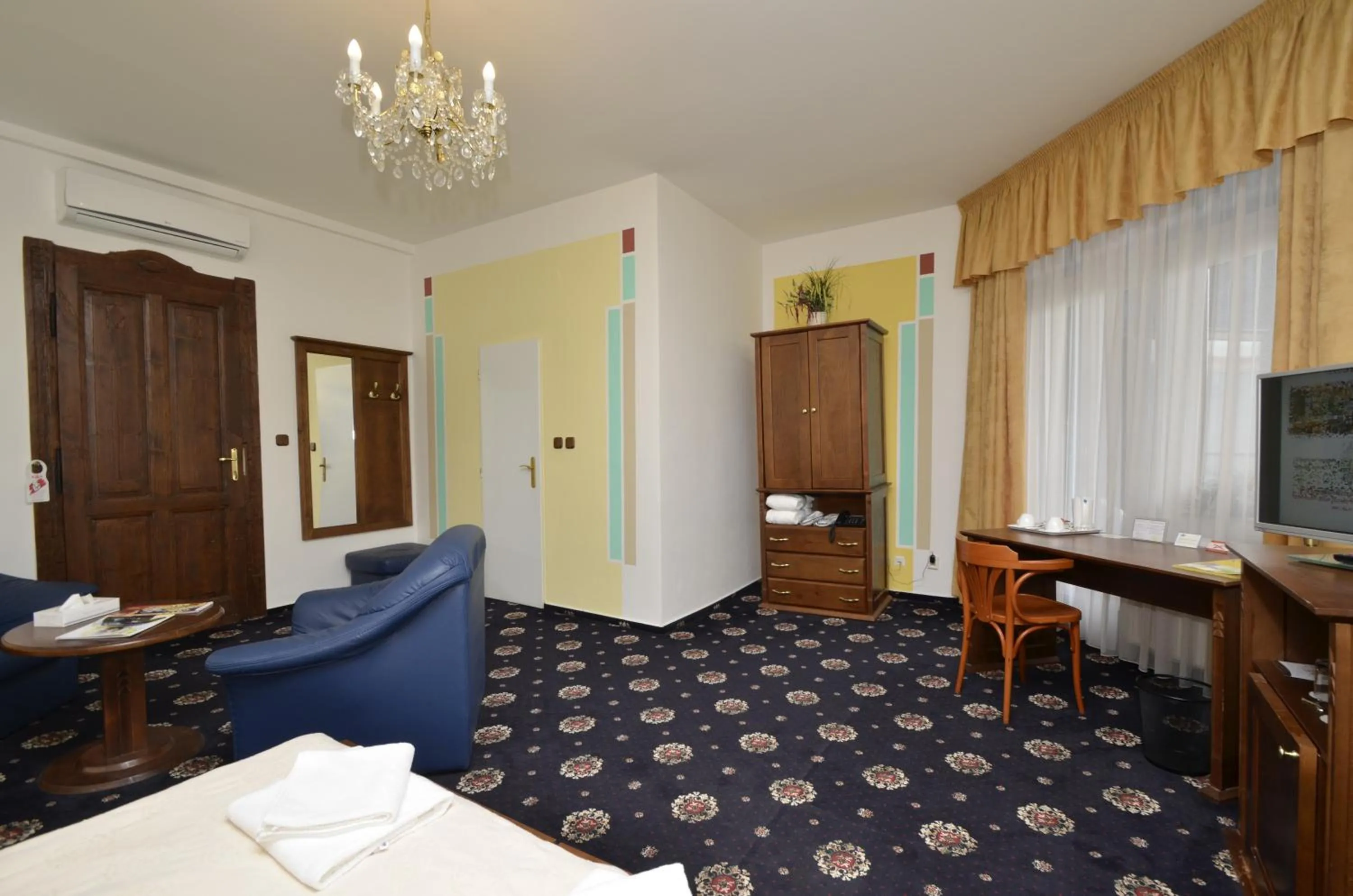 Bedroom, Bed in Brioni Suites