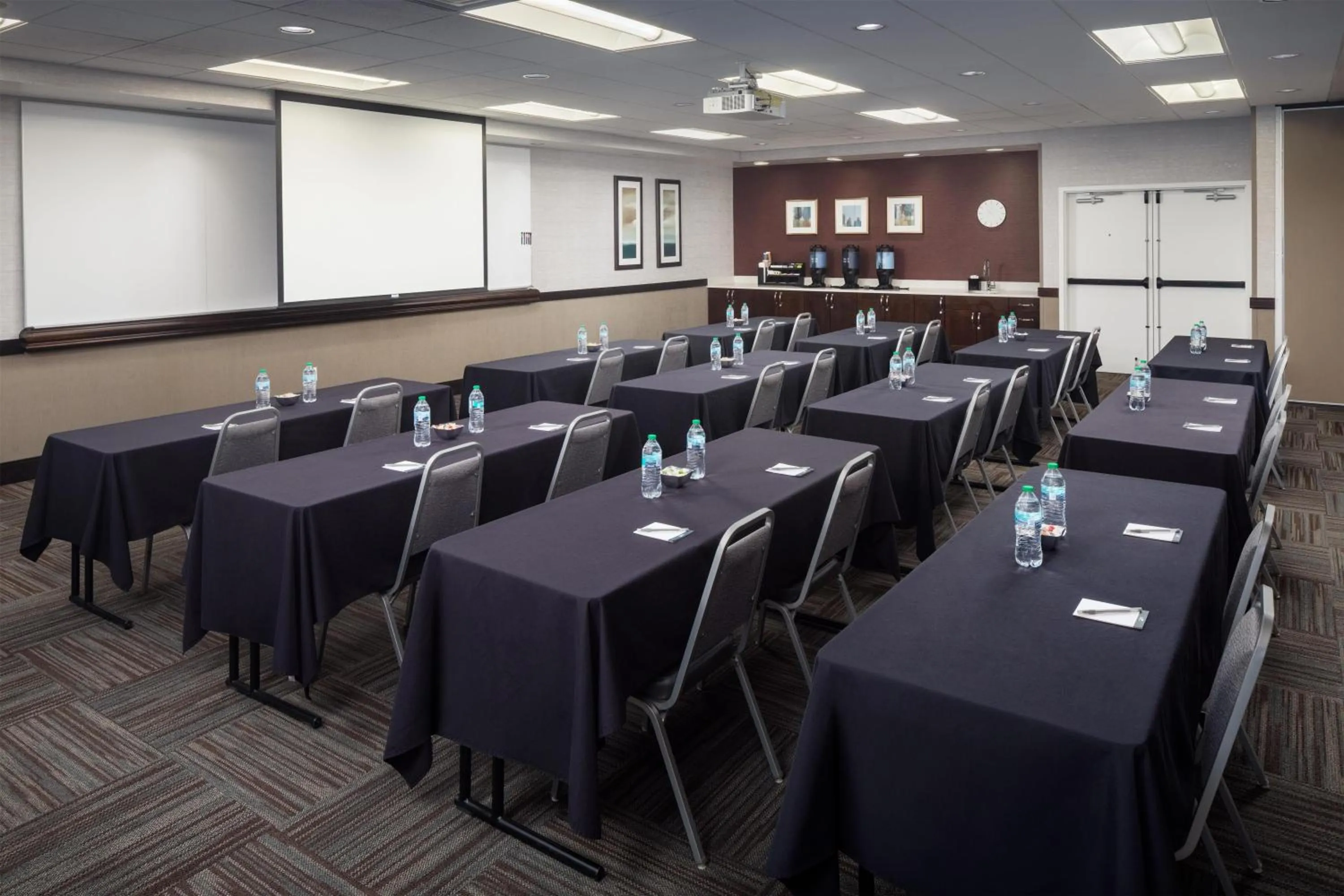 Meeting/conference room in Homewood Suites by Hilton Denver International Airport