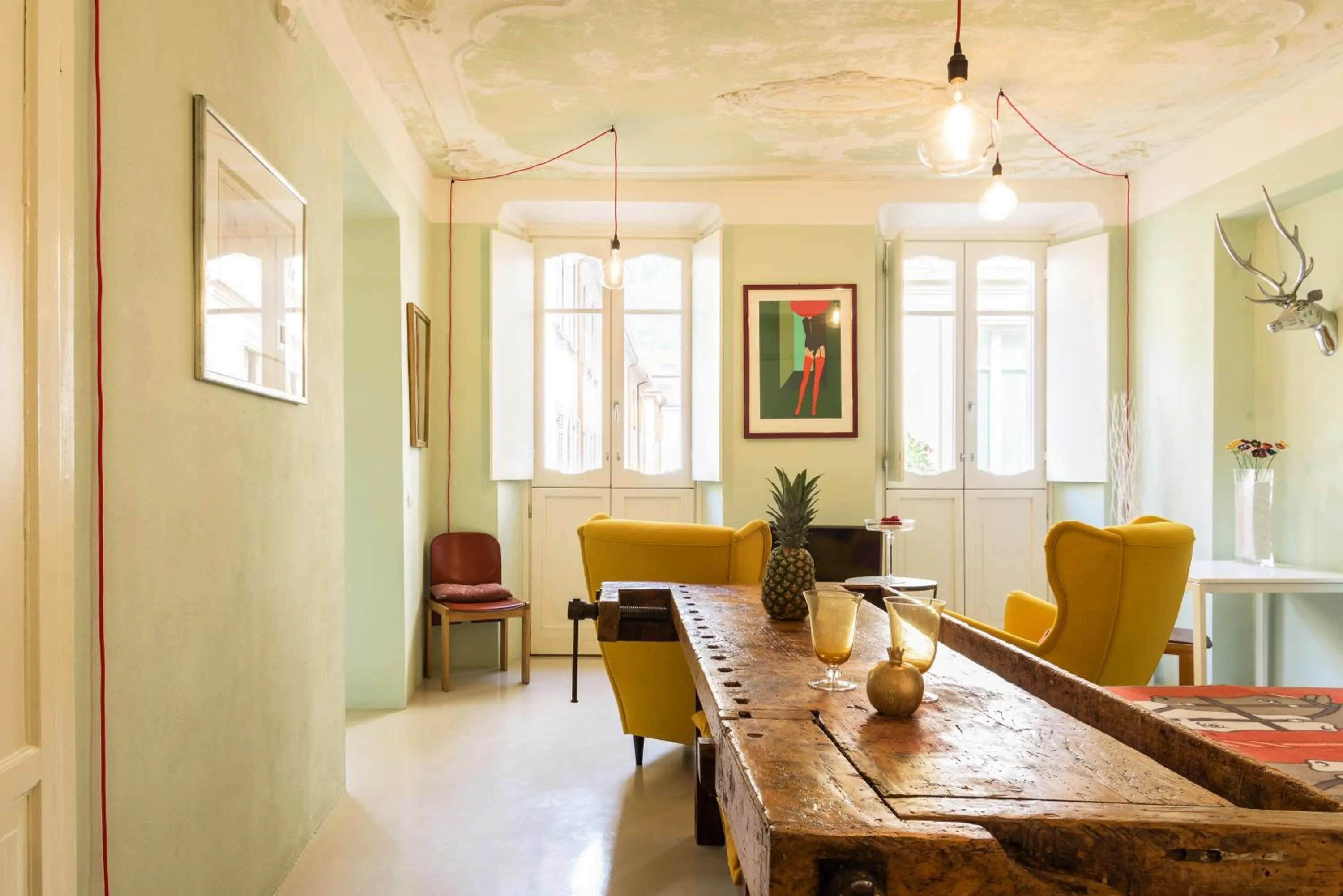 Bed in Duomo Luxury Suite - by MyHomeInComo