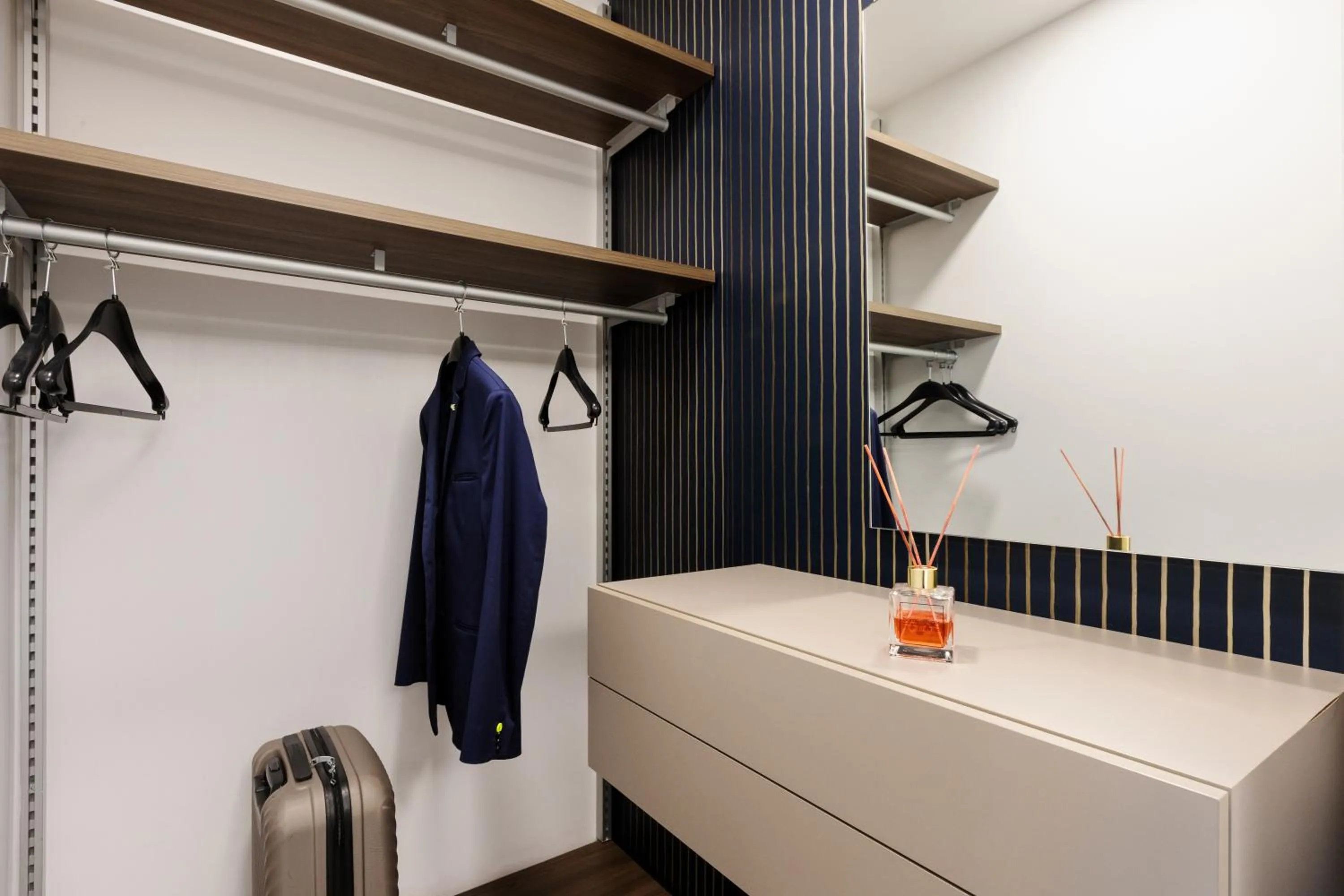 wardrobe in Likò Resort