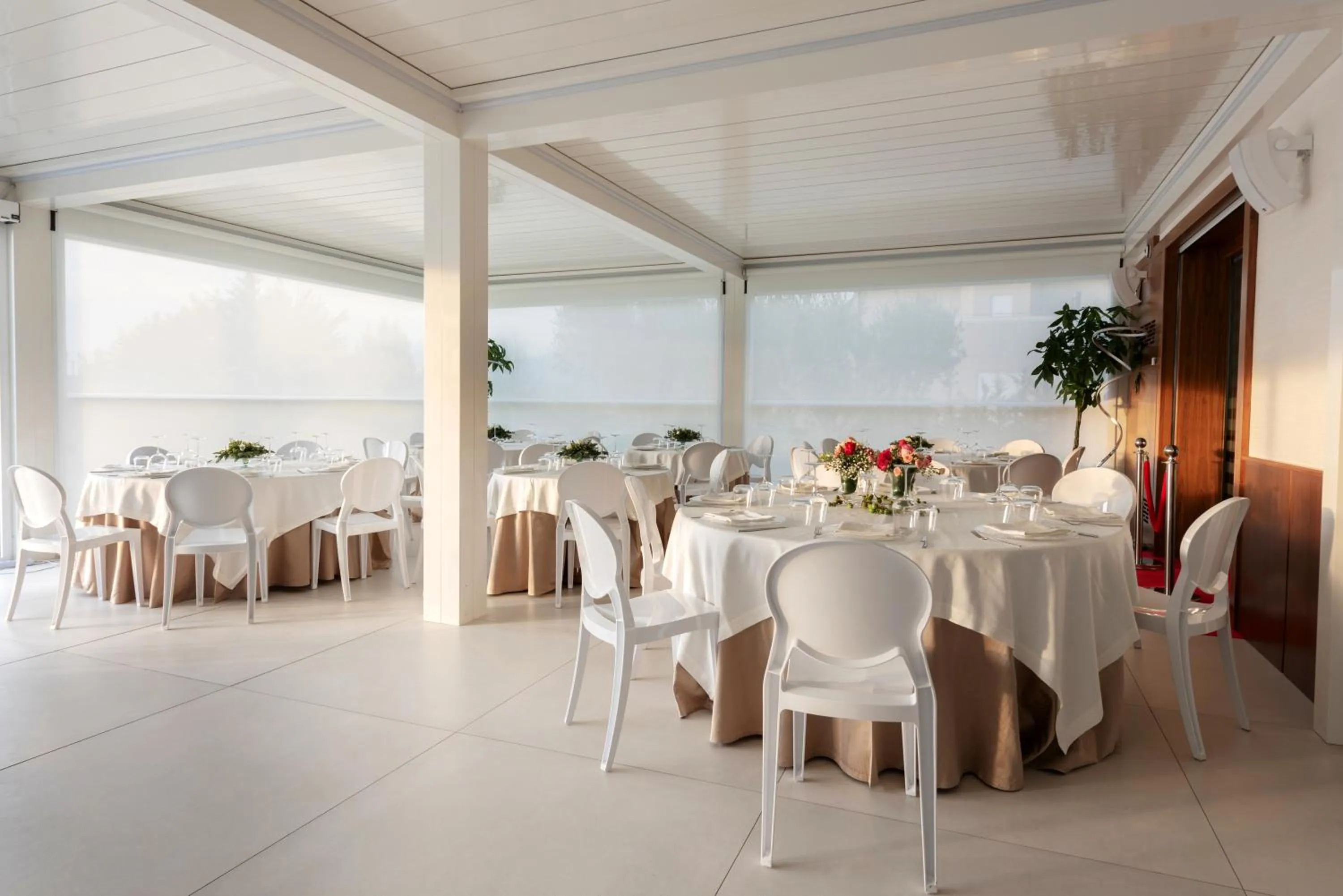 Restaurant/places to eat in Likò Resort