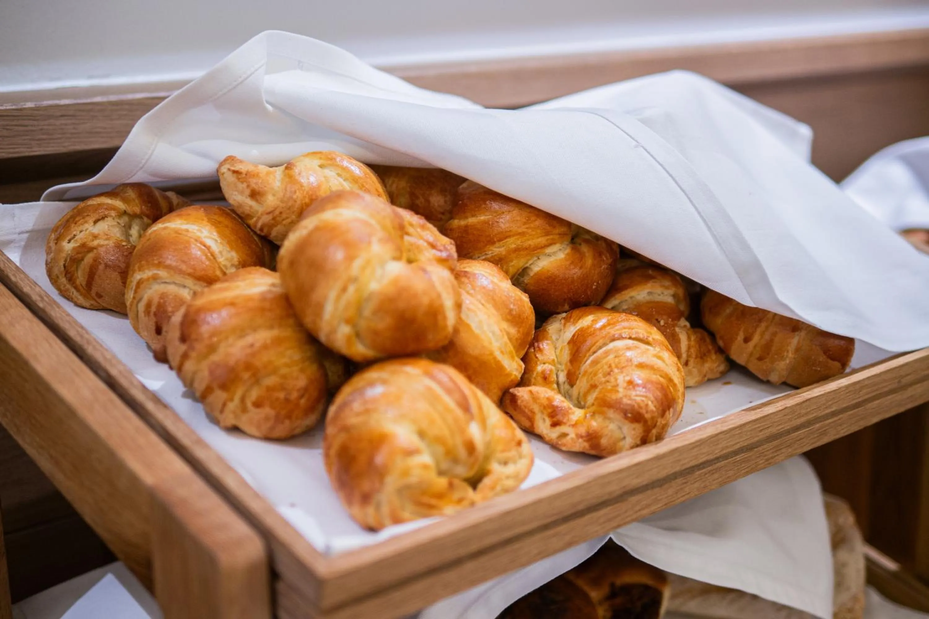 Breakfast in Hotel Elefant Family Business