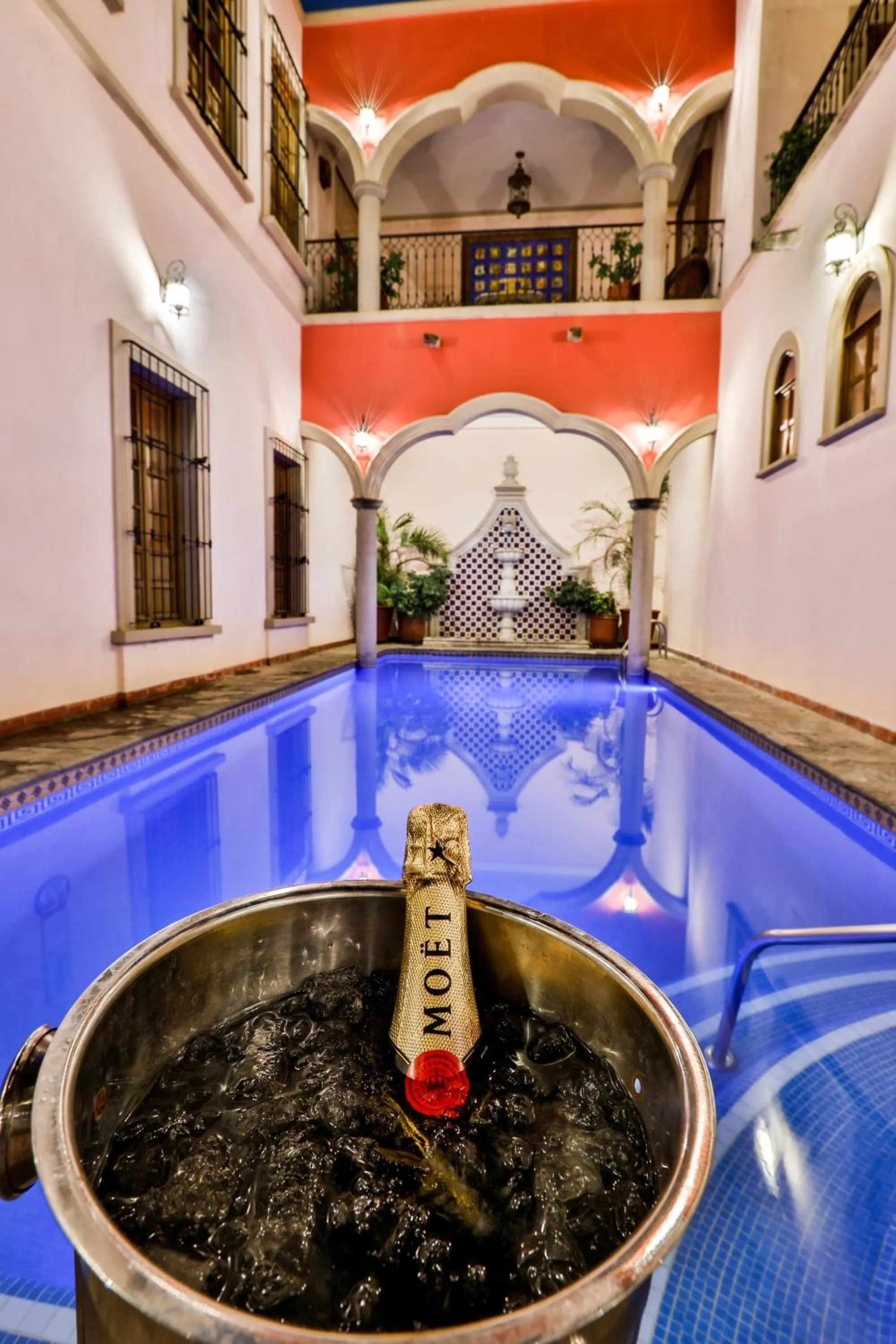 Gran Casa Sayula Galeria & SPA