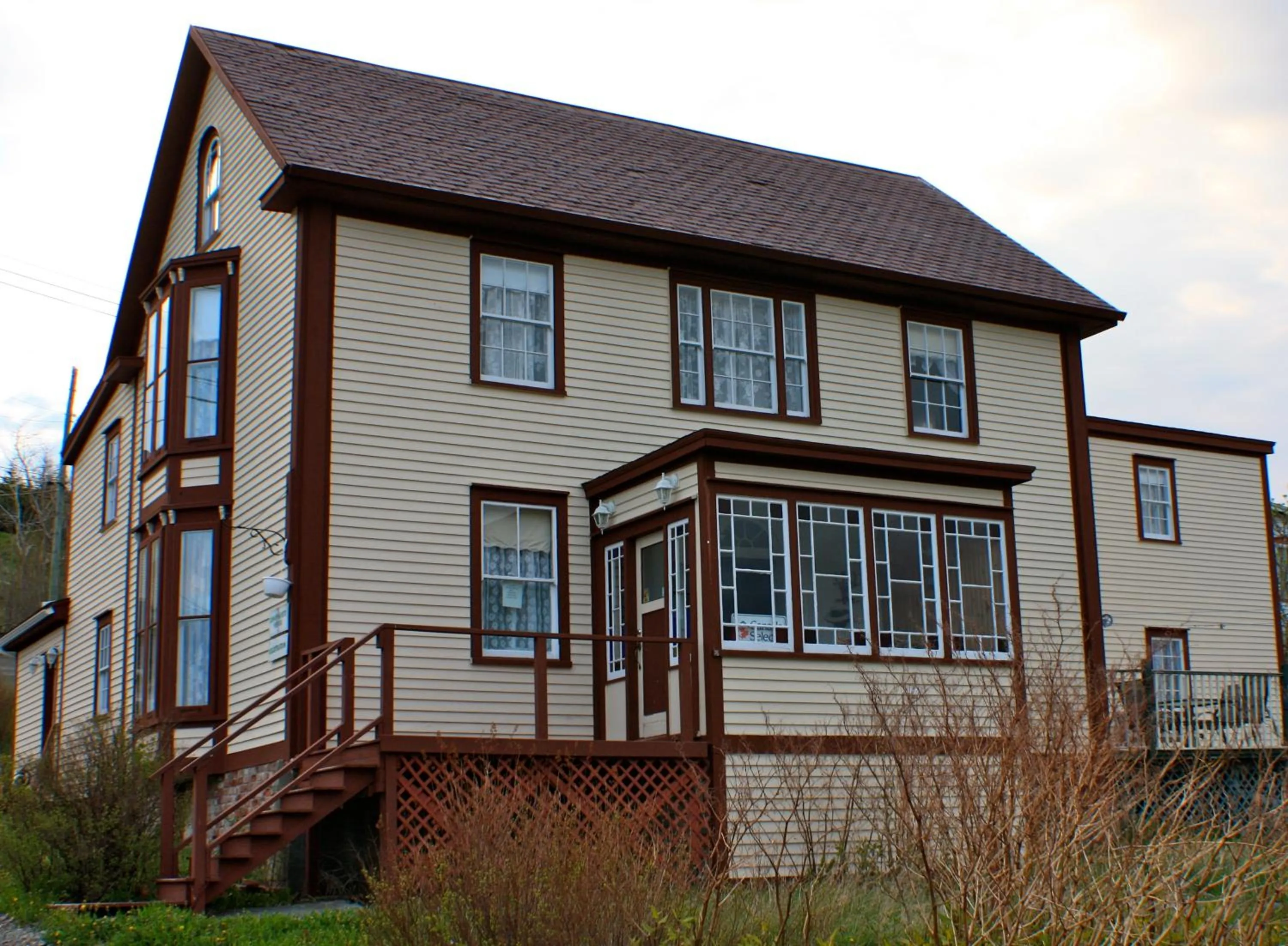 Facade/entrance in Bishop White Manor