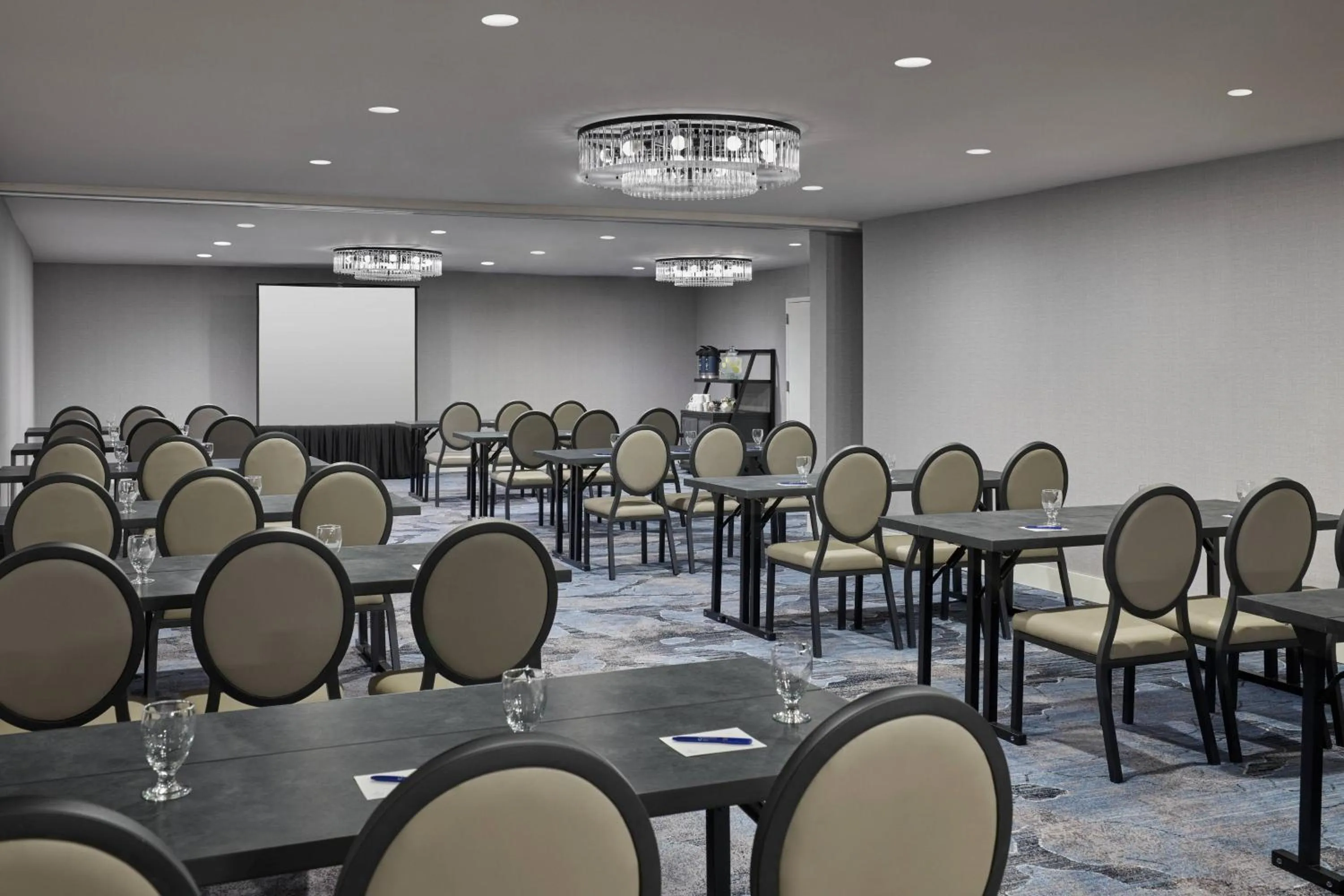 Meeting/conference room in Delta Hotels by Marriott Denver Thornton