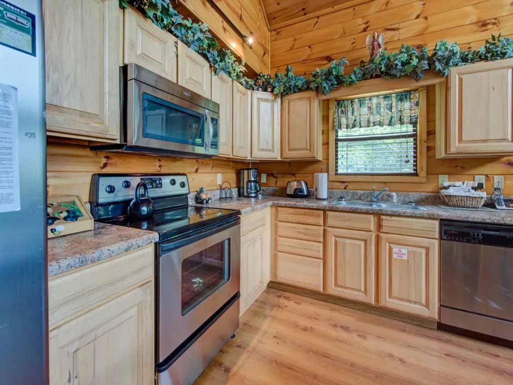 Kitchen or kitchenette in Our Mountain Getaway