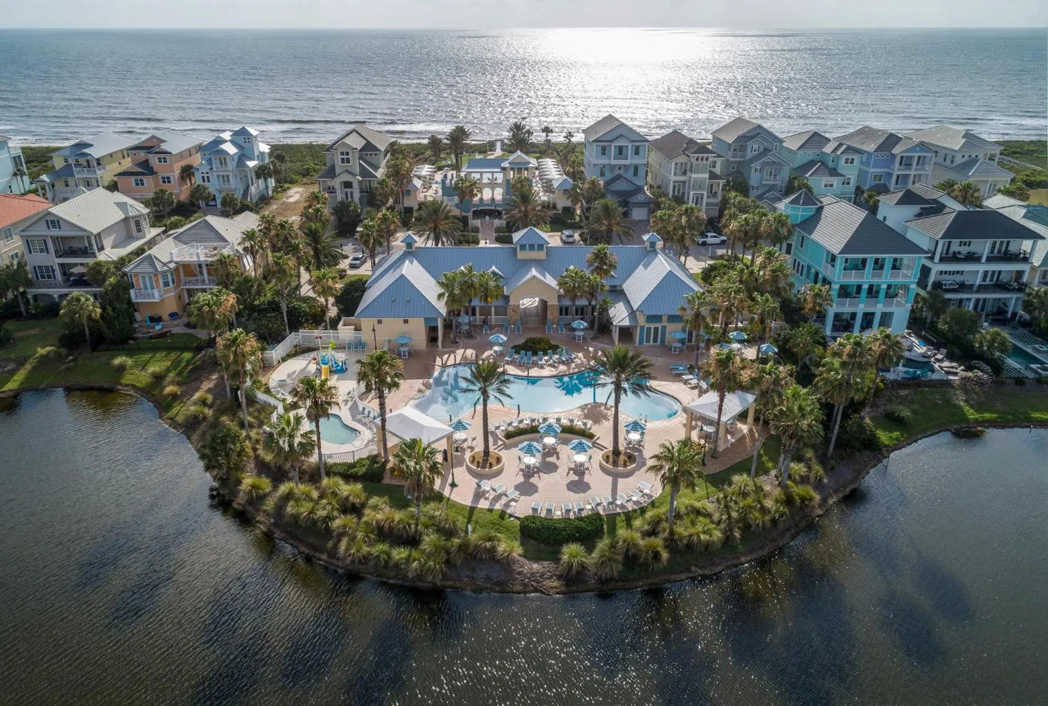 Property building in 1061 Cinnamon Beach