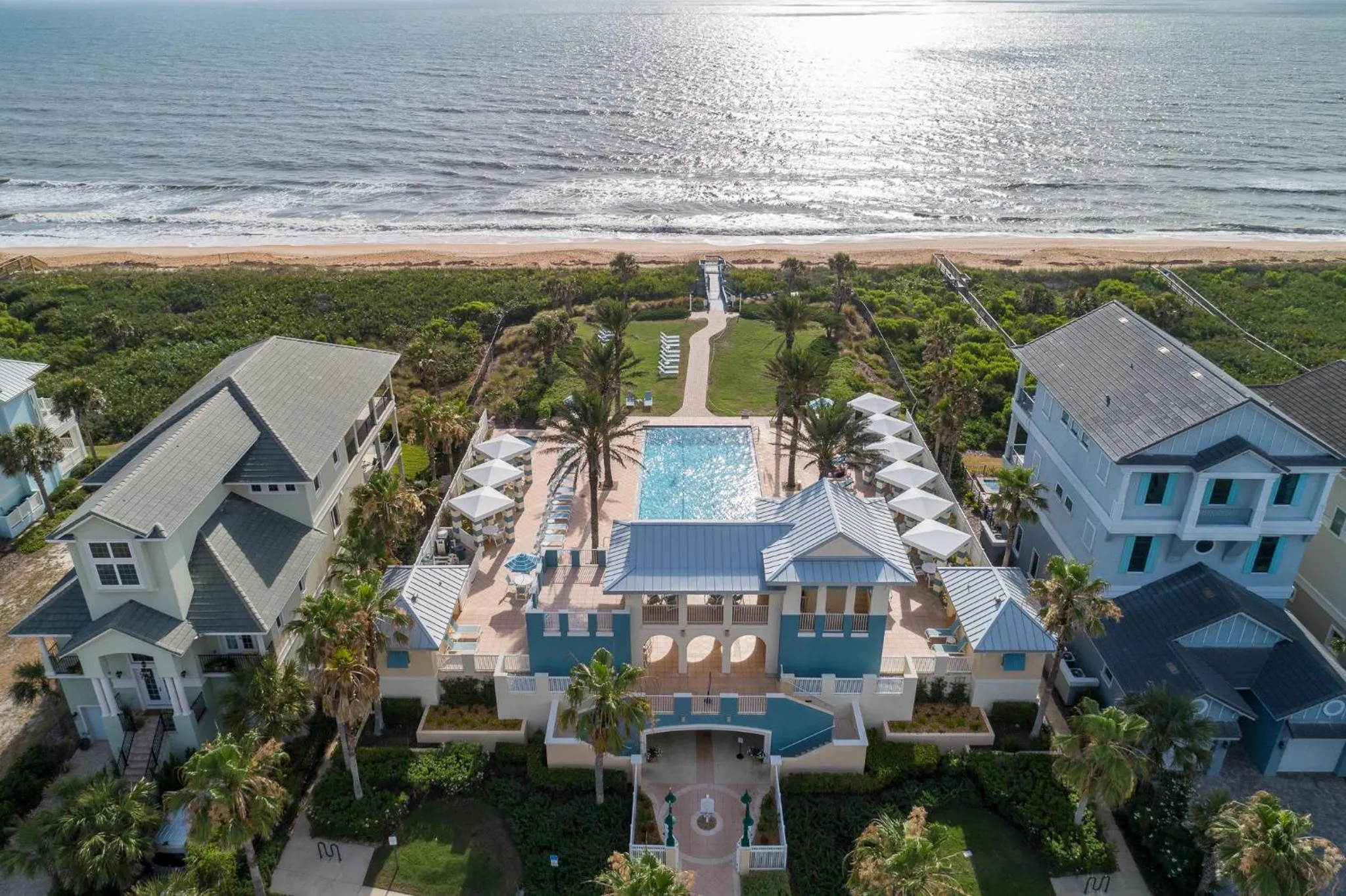 Property building in 1061 Cinnamon Beach