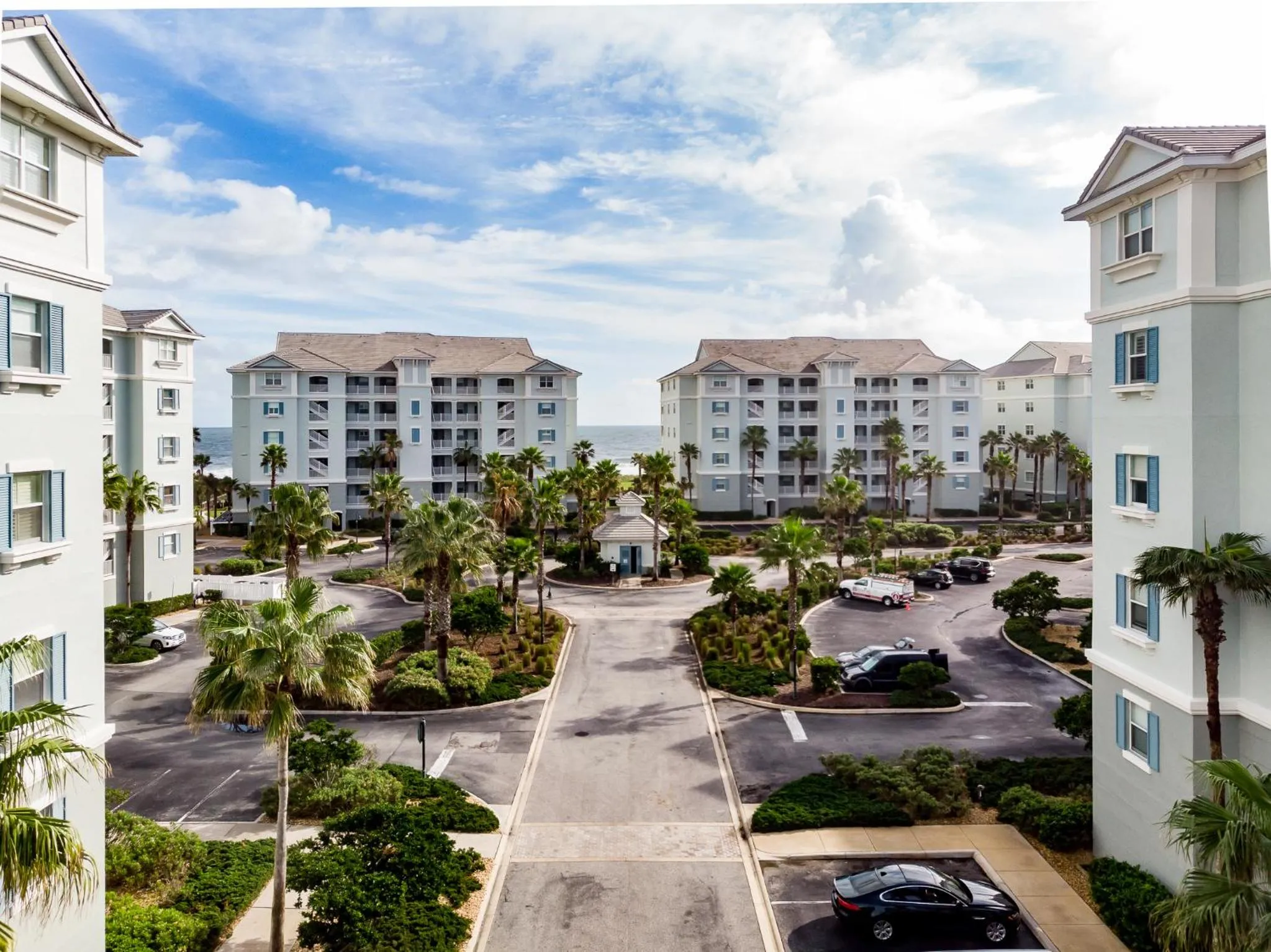 Property building in 1061 Cinnamon Beach