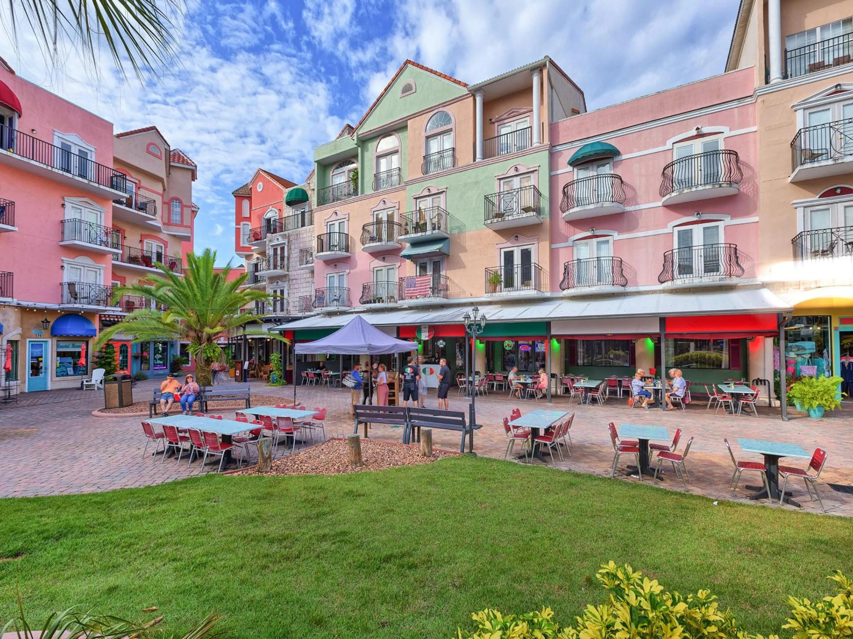 Property building in 1061 Cinnamon Beach