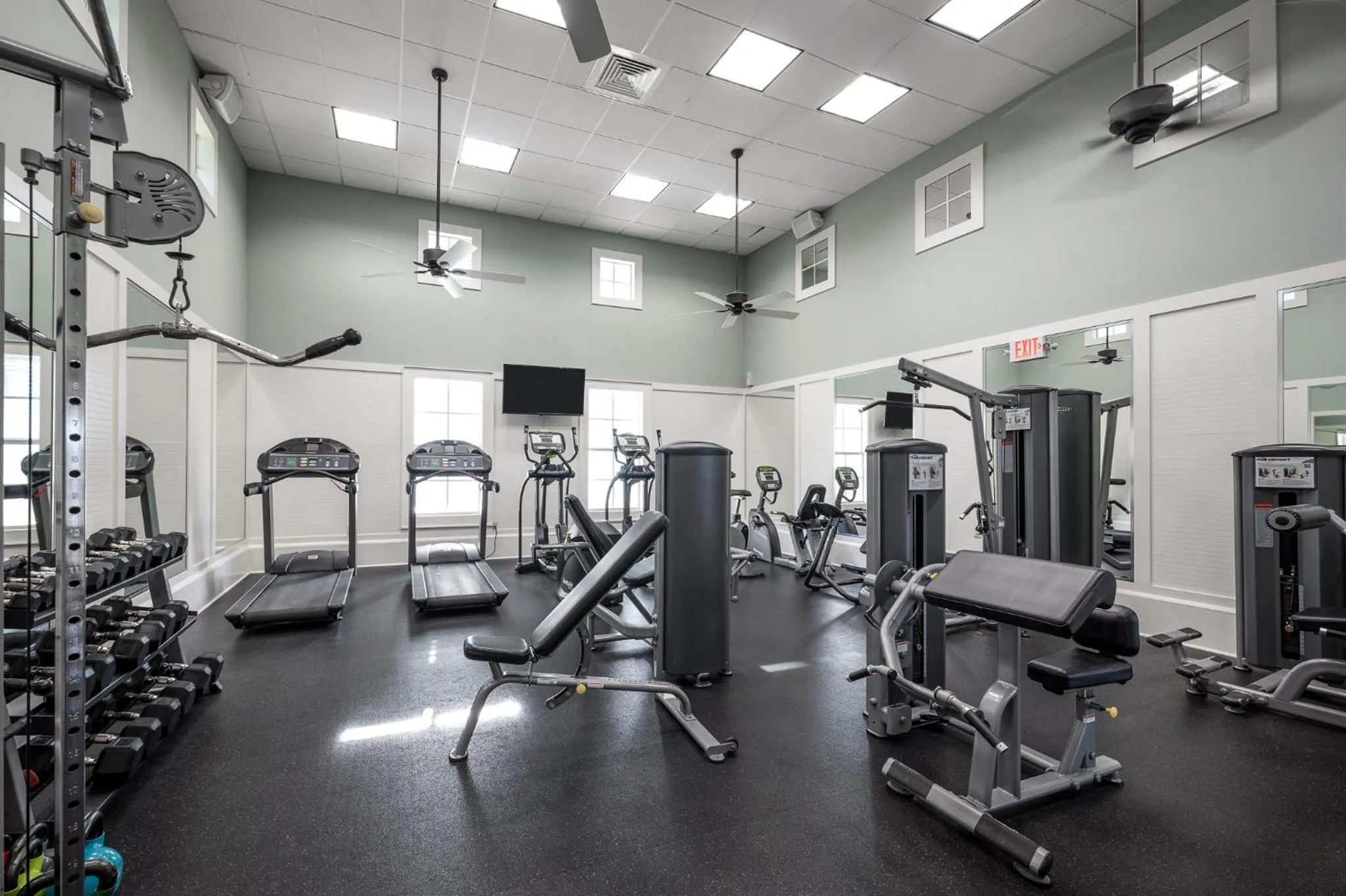 Property building in 734 Cinnamon Beach