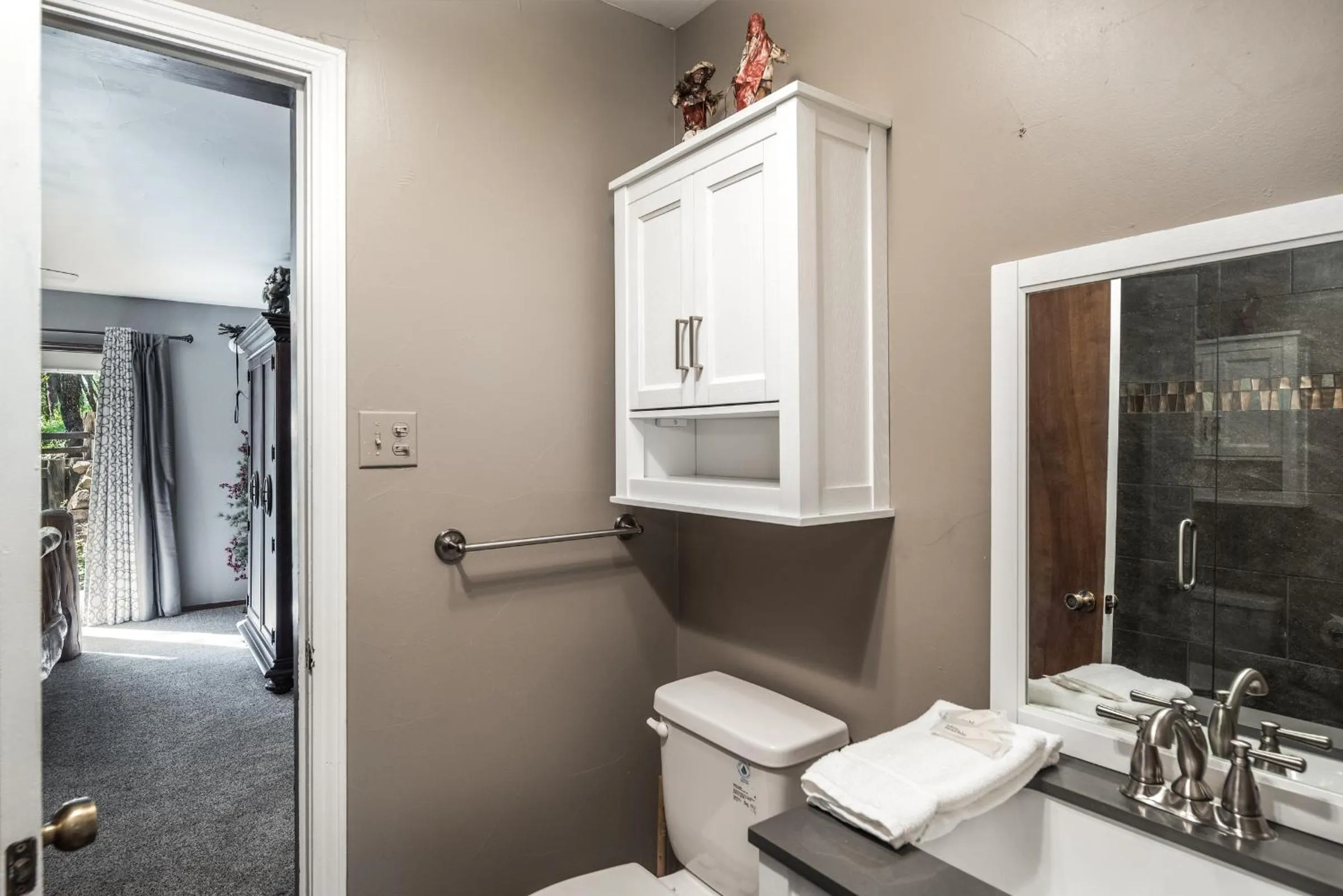 Property building in Tis Holiday Haus