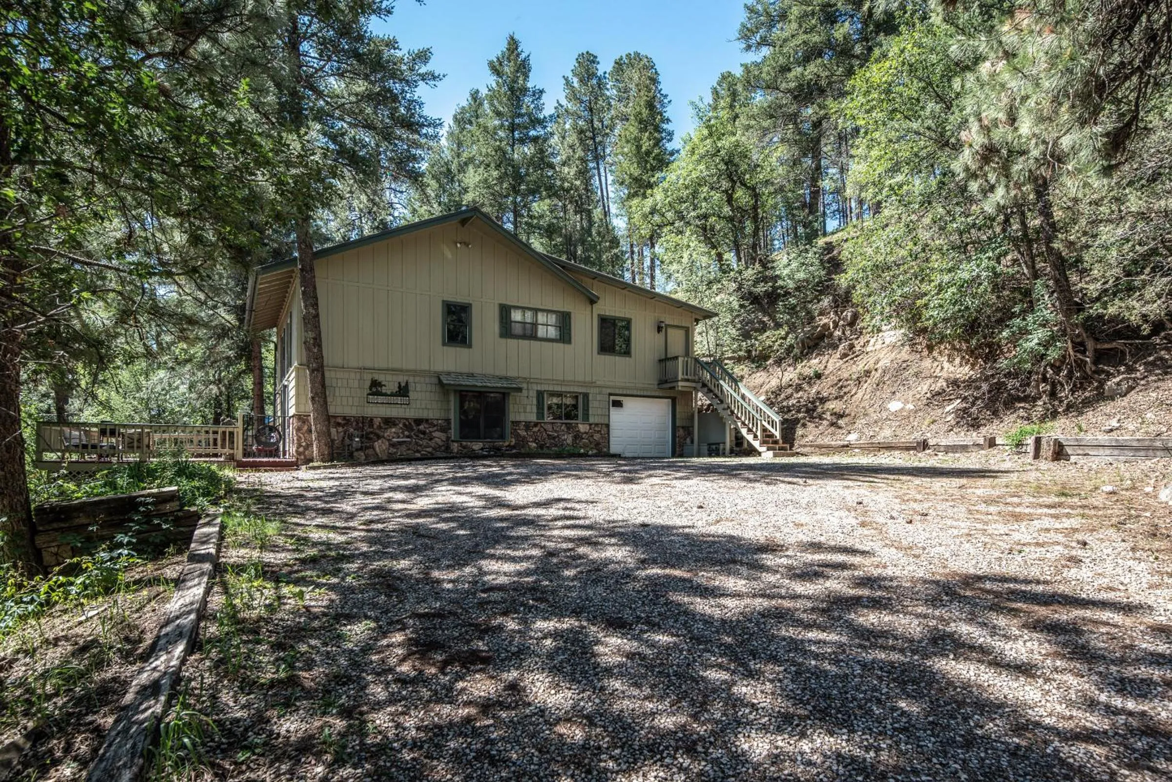 Property building in Tis Holiday Haus