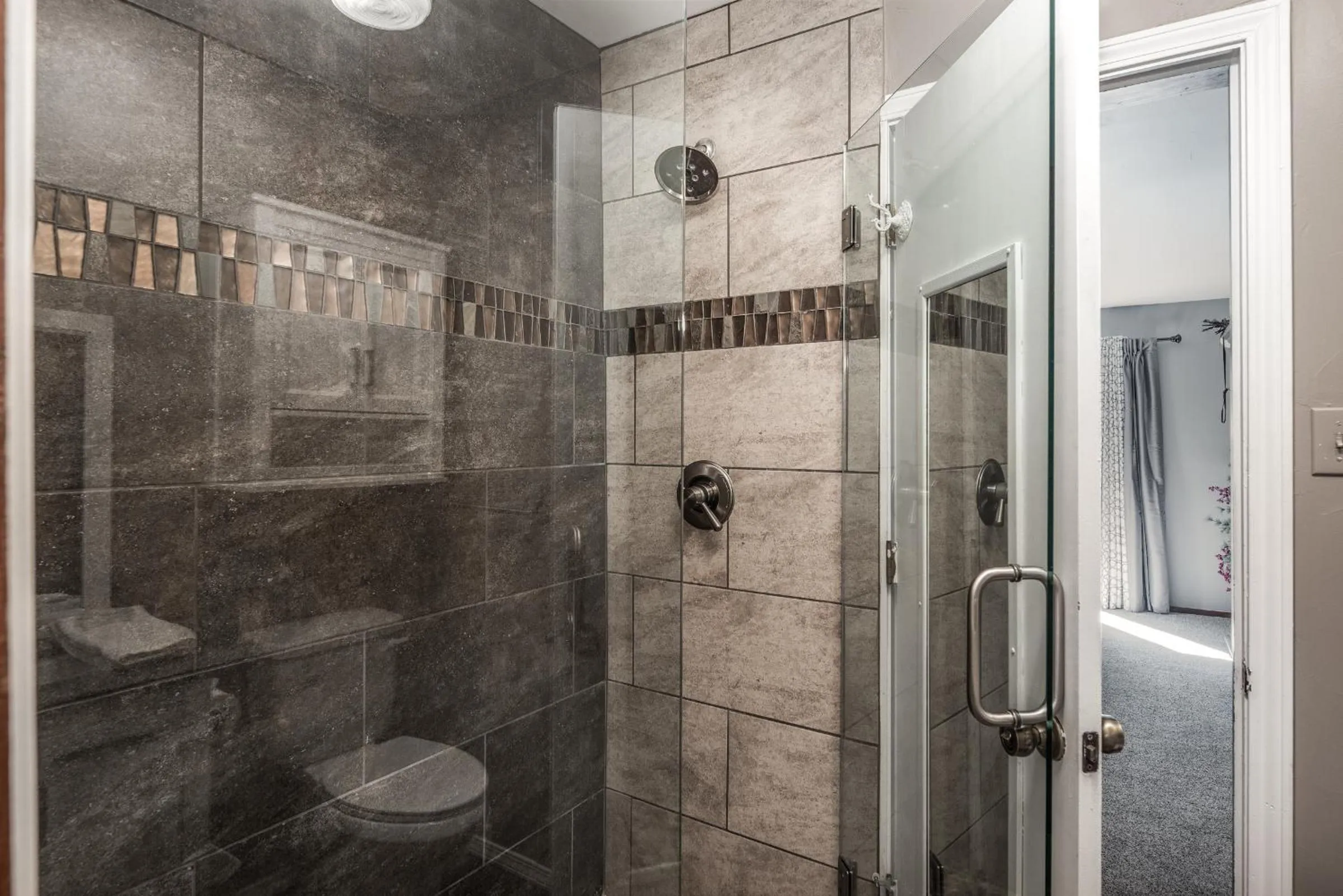 Bathroom in Tis Holiday Haus