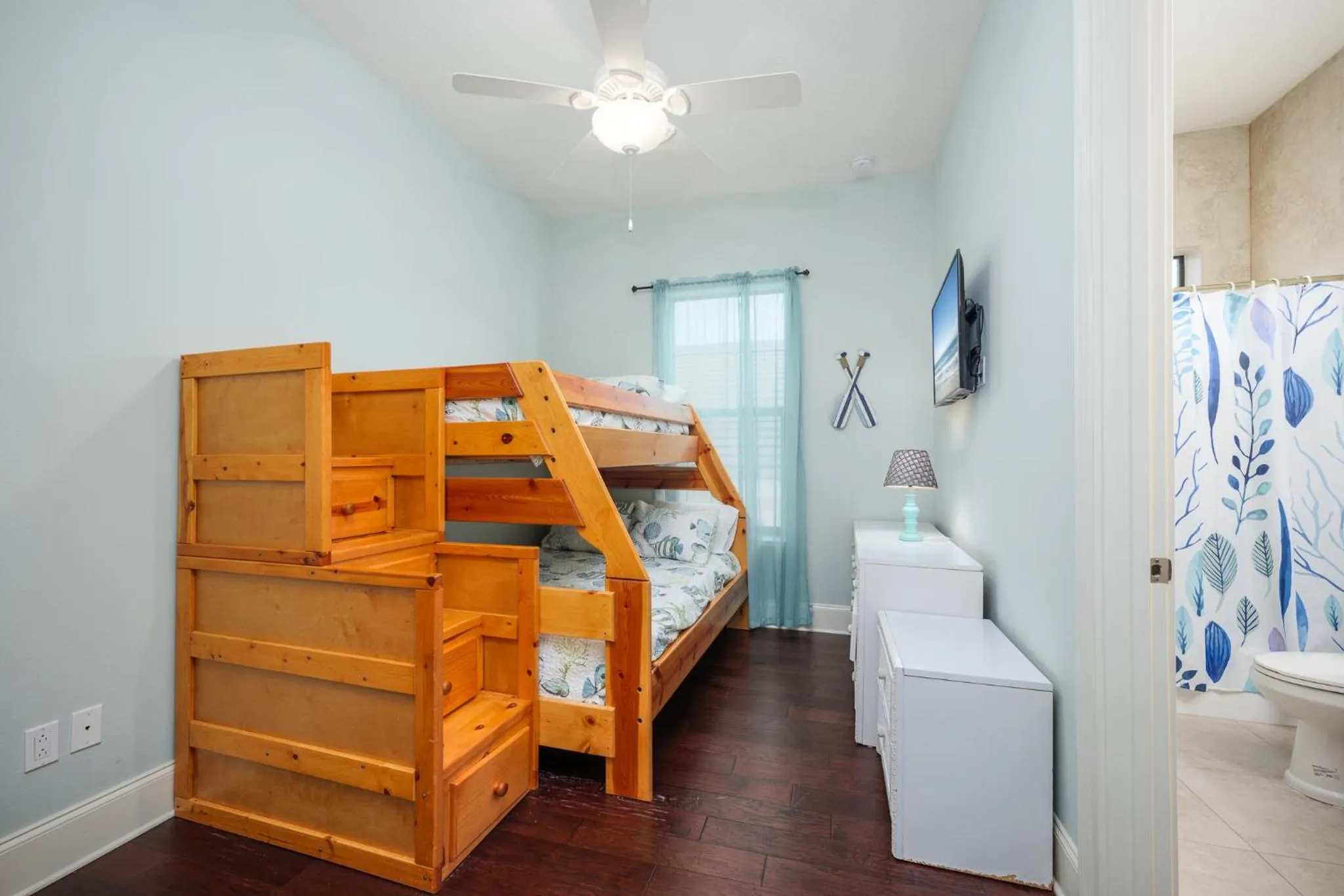 Property building, Bed in Cinnamon Beach Nautilus