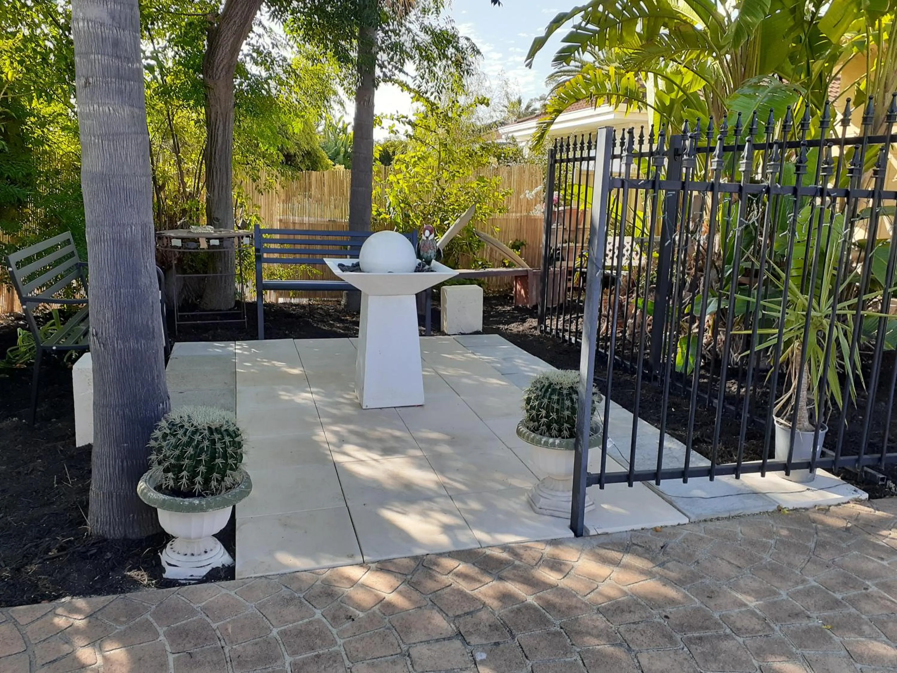 Garden view in Palms Bed & Breakfast