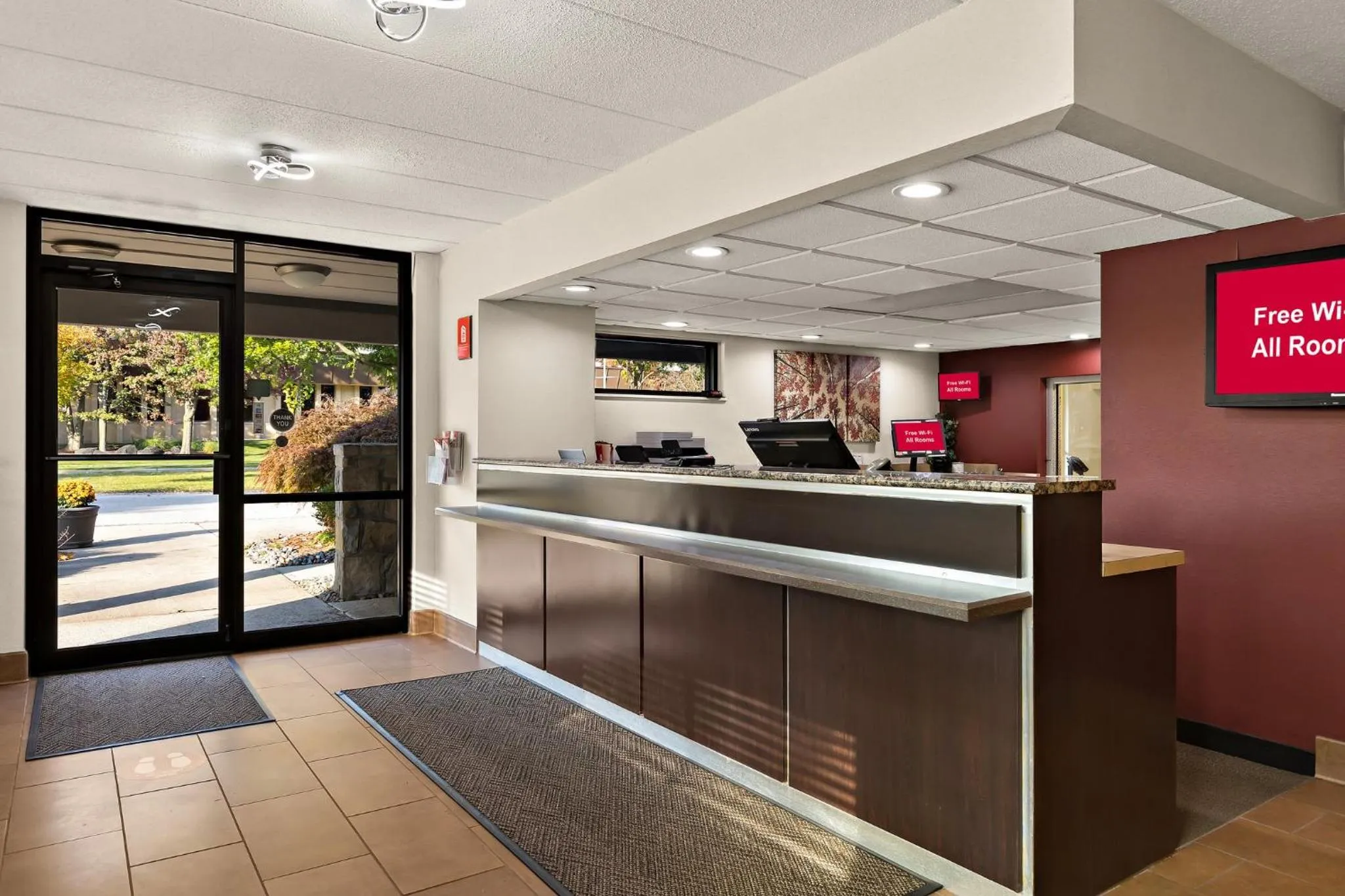 Lobby or reception in Red Roof Inn Cleveland - Westlake