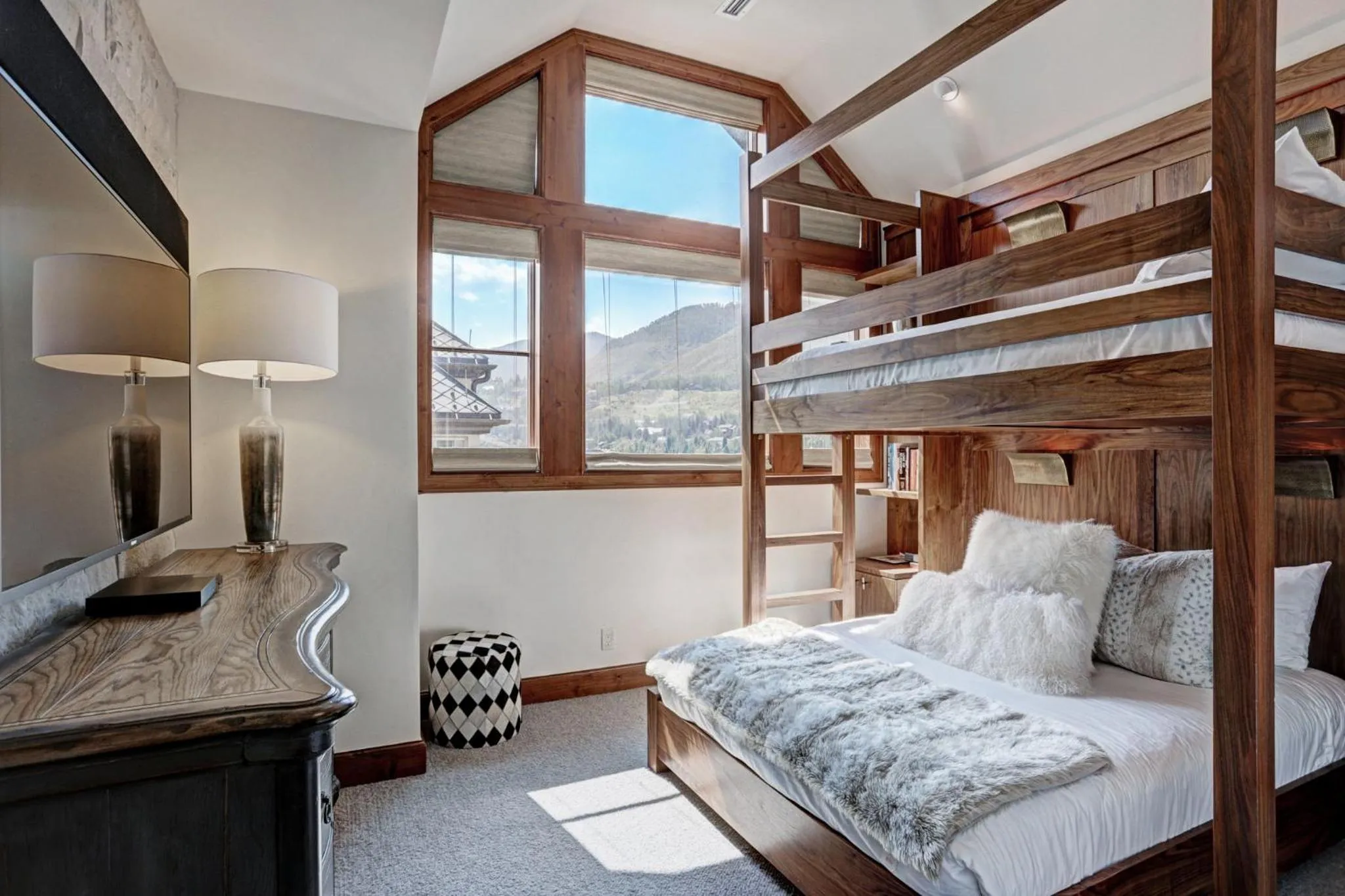 Bedroom, Bed in The Vail Collection at the Ritz Carlton Residences Vail