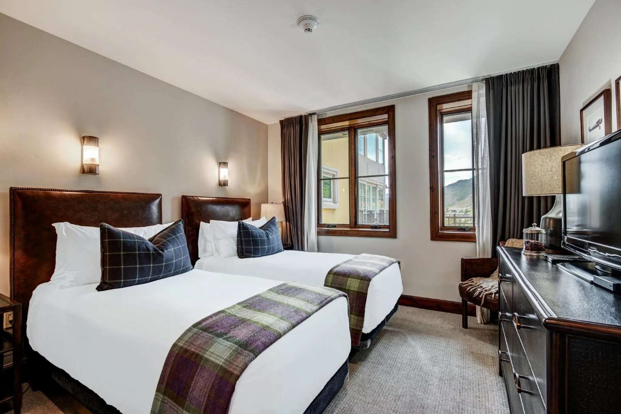 Bedroom, Bed in The Vail Collection at the Ritz Carlton Residences Vail