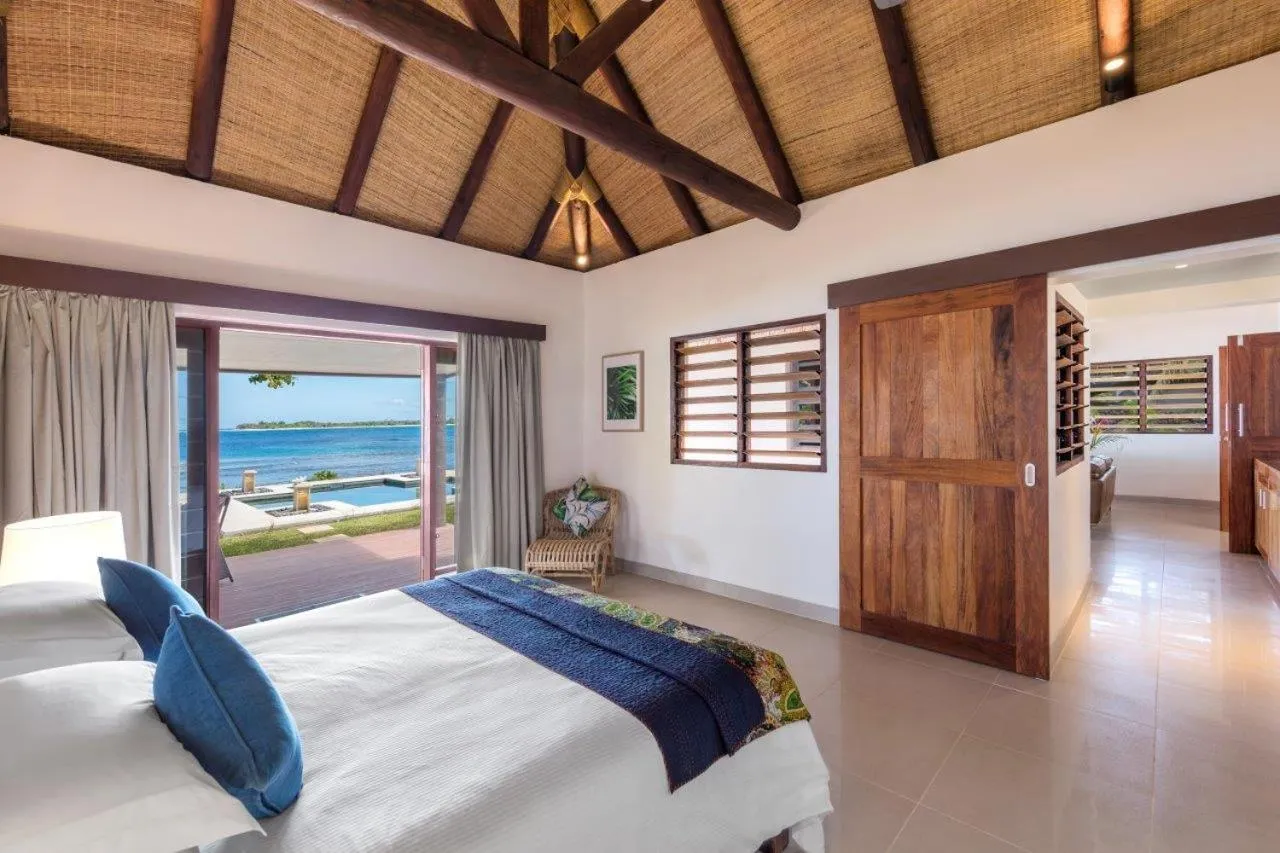 Bed in Eratap Beach Resort