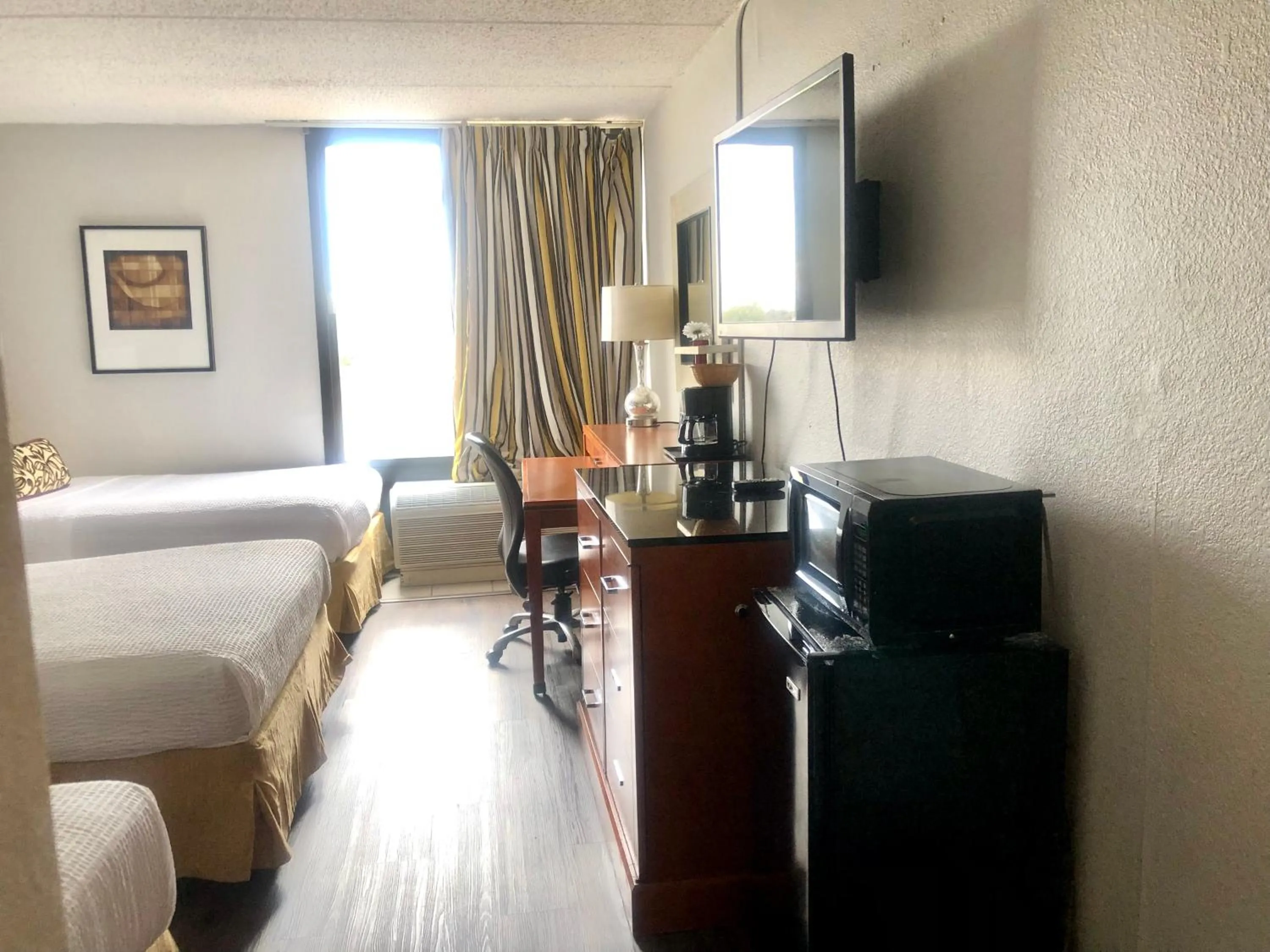 Bedroom, Bed in The Grand Hotel Spindletop