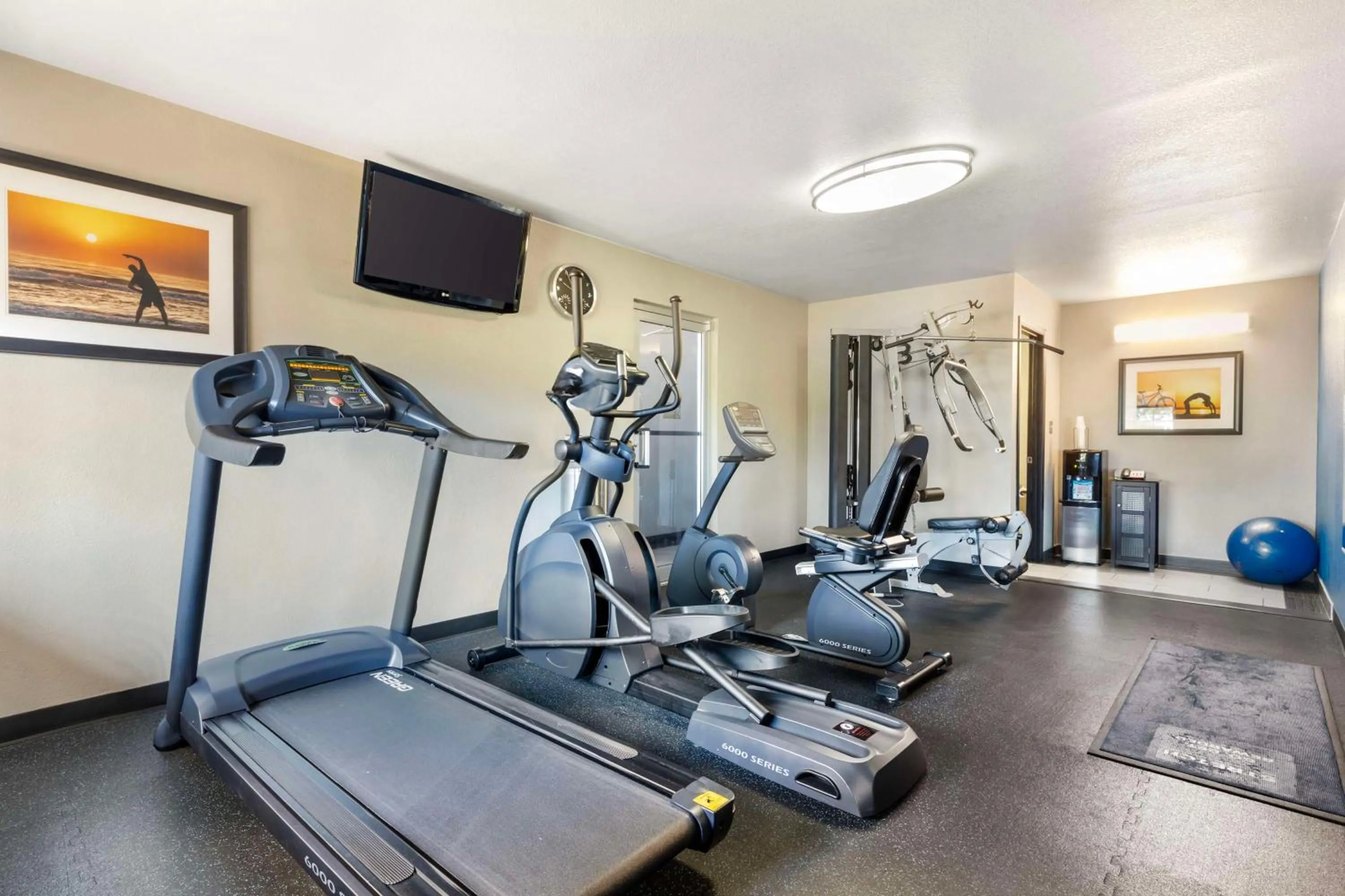 Fitness centre/facilities in Best Western Van Buren Inn