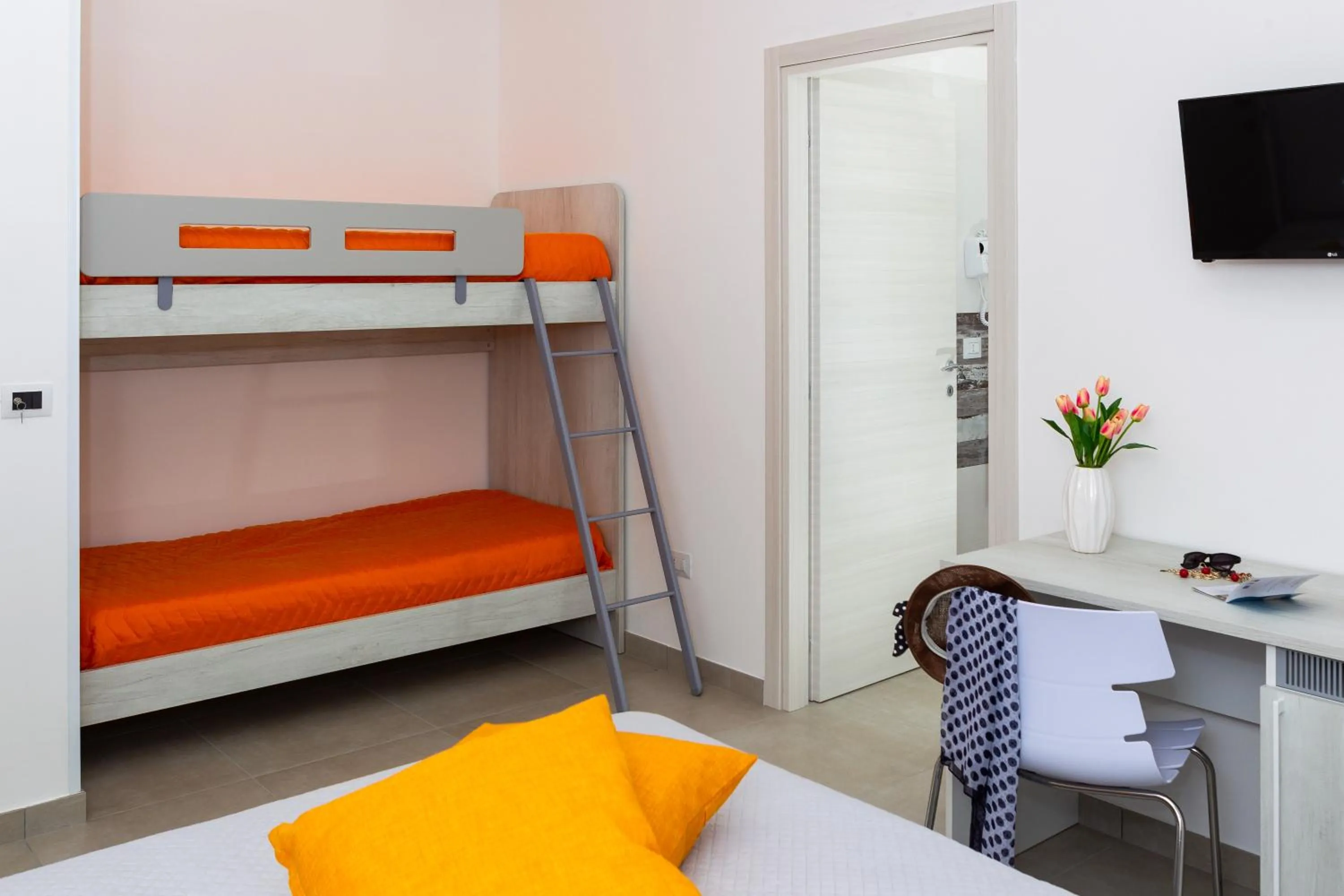 bunk bed in Paloma B&B