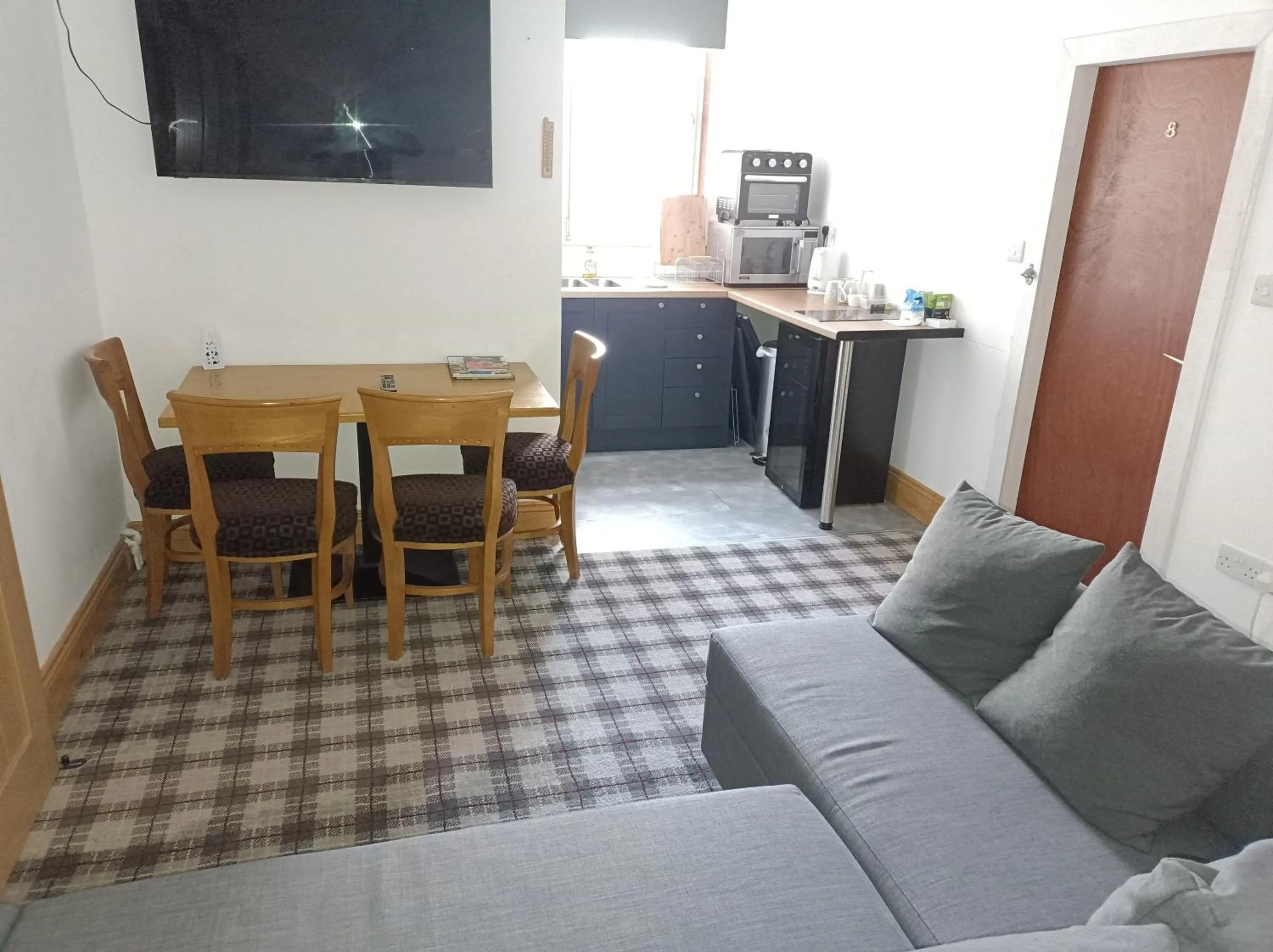 Kitchen or kitchenette in The Townhouse Accommodation