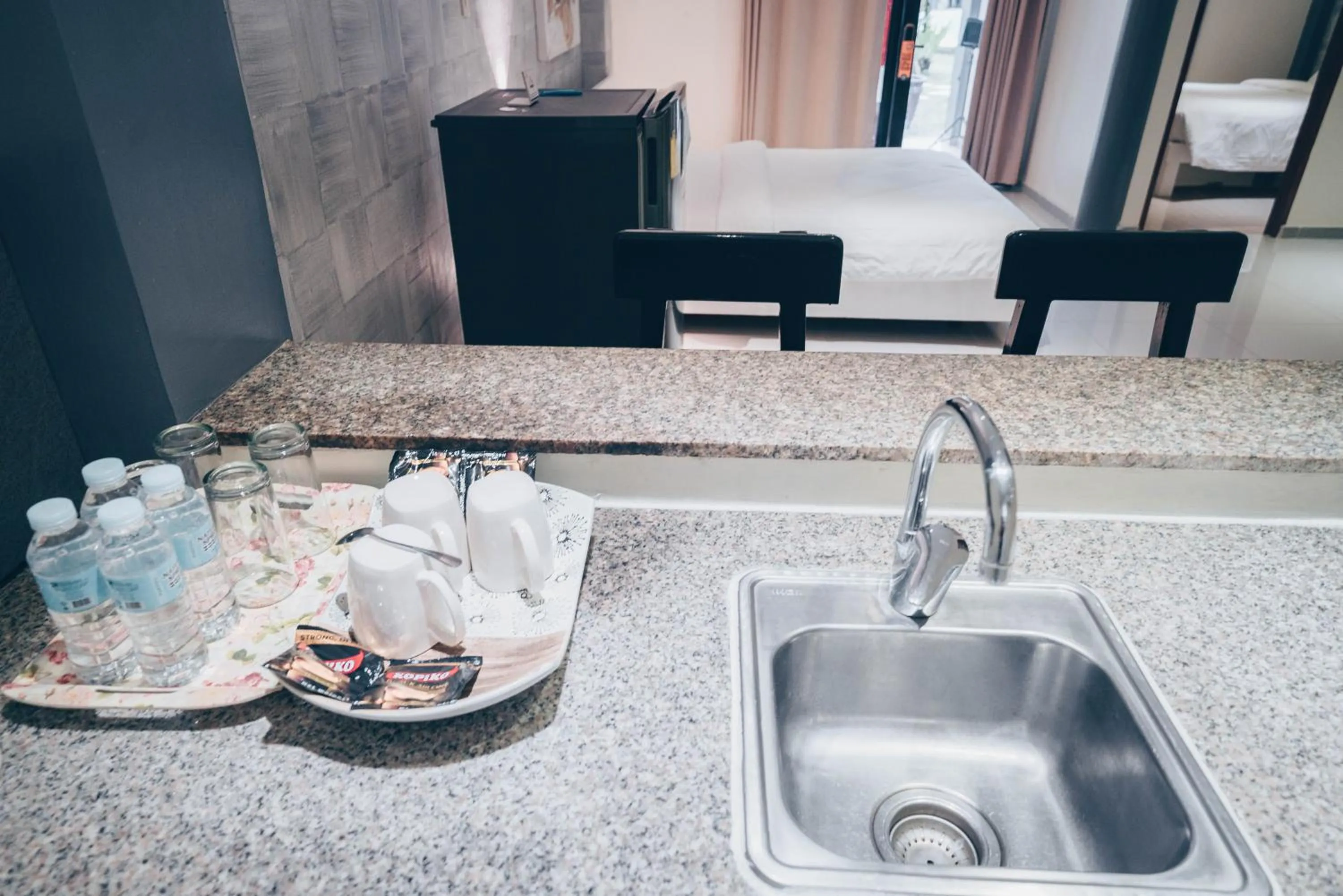 Kitchen or kitchenette in Alona Northland Resort