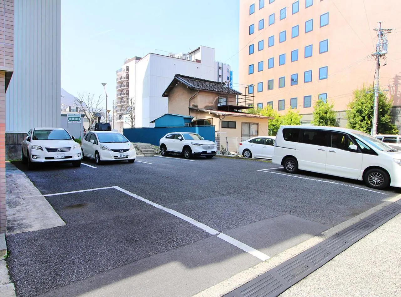 Parking in Island Hotel