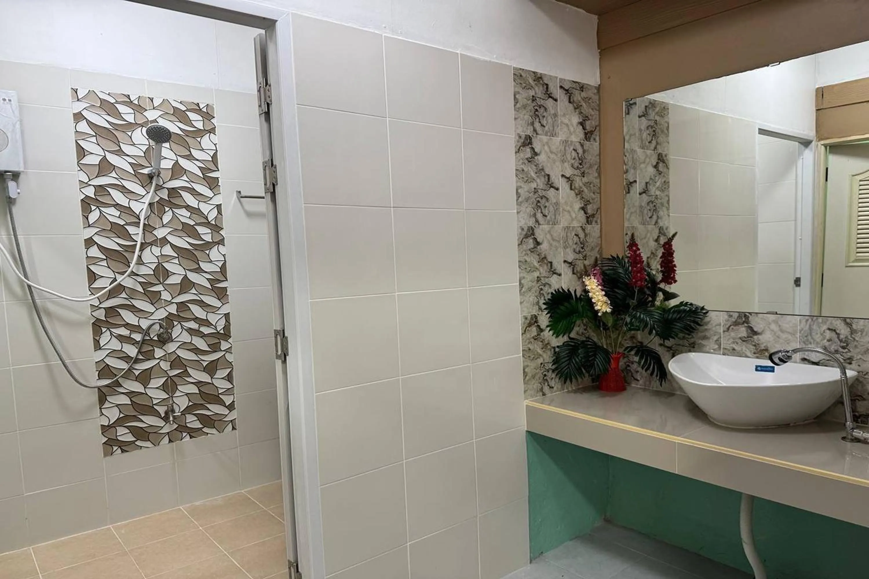 Bathroom in Saikaew Resort