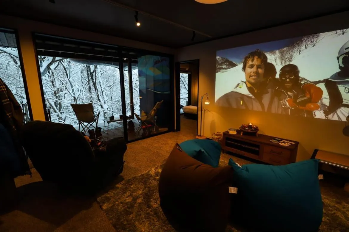 Communal lounge/ TV room in STARRY