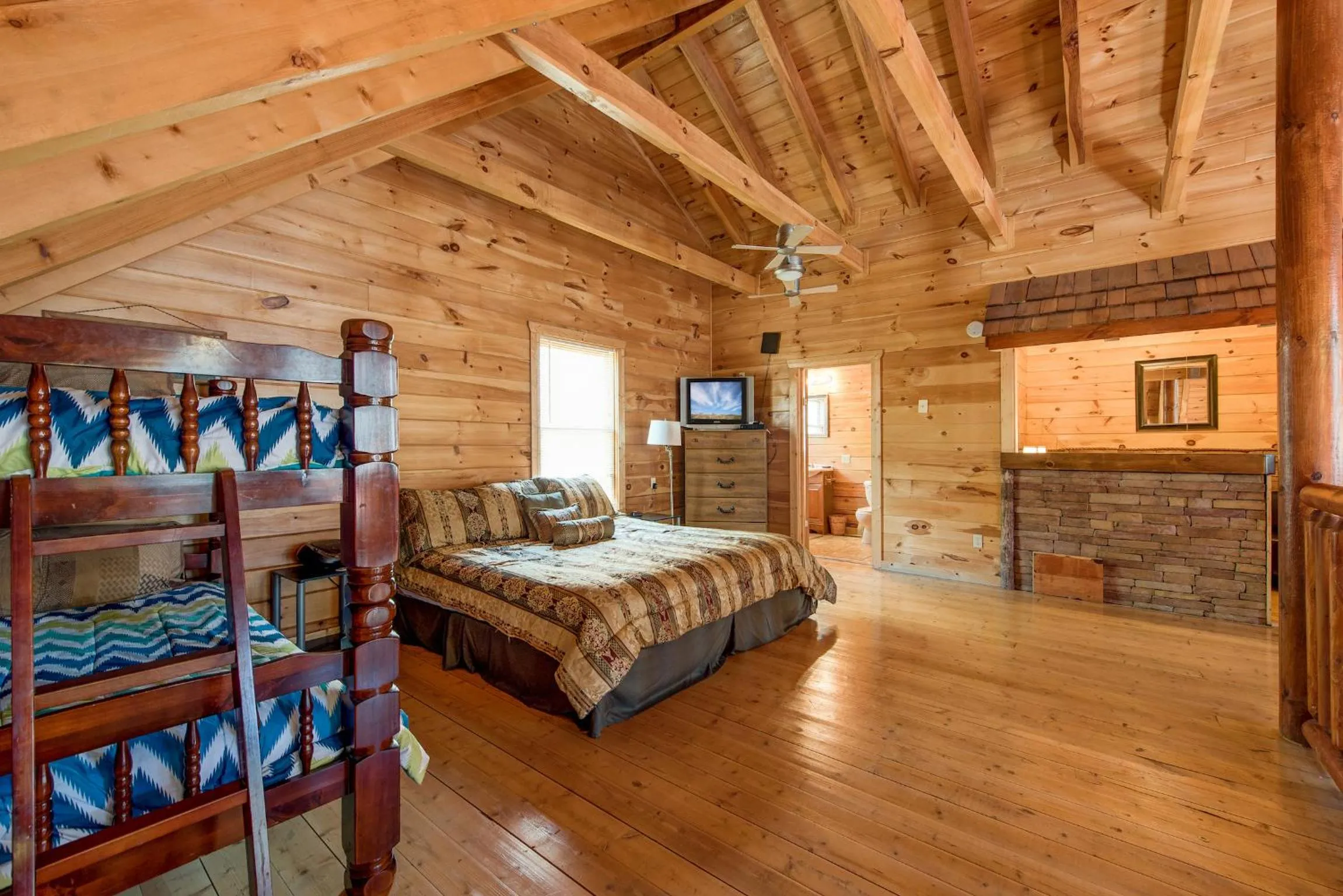 Property building, Bed in Take It Easy