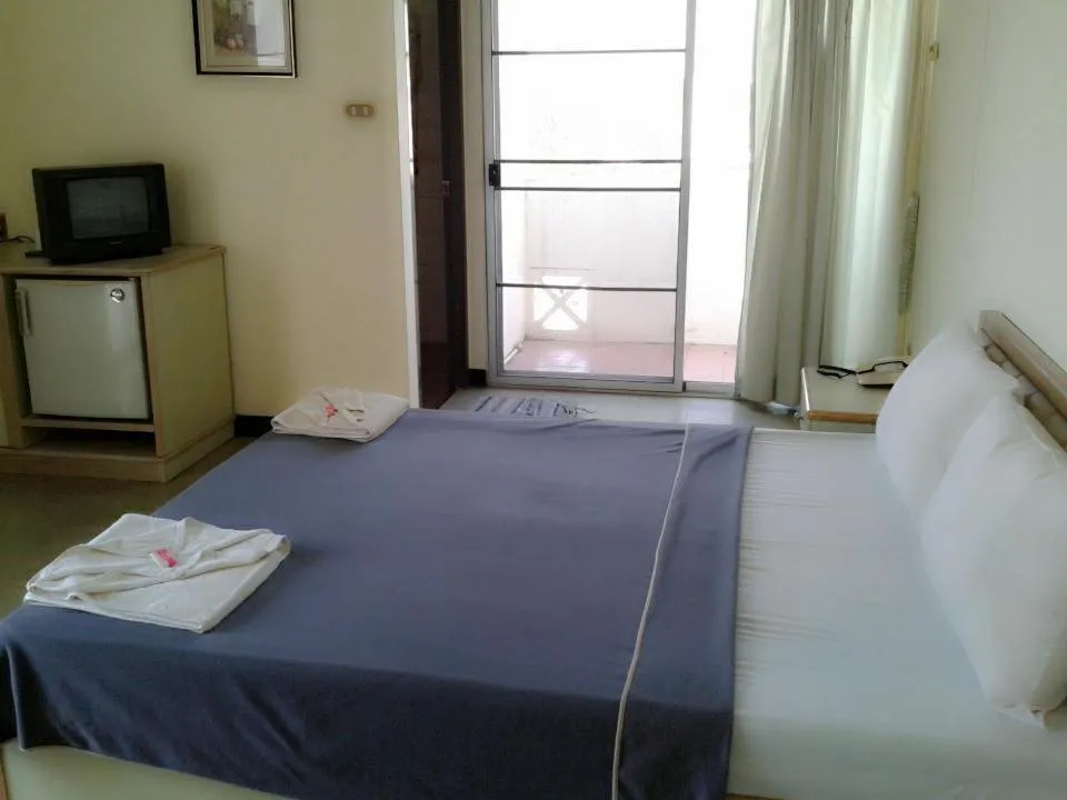 Bed in M In Korat Service Apartment