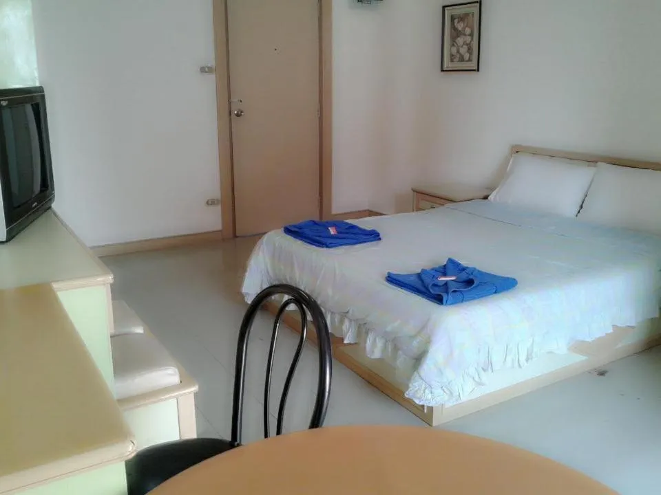 Bed in M In Korat Service Apartment