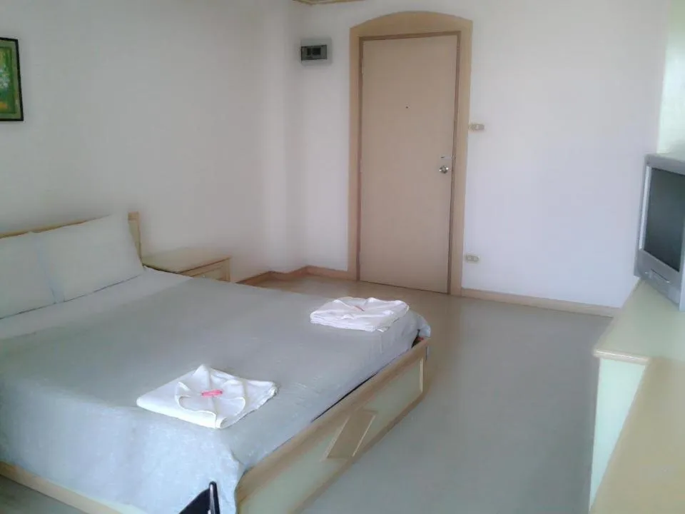 Bed in M In Korat Service Apartment