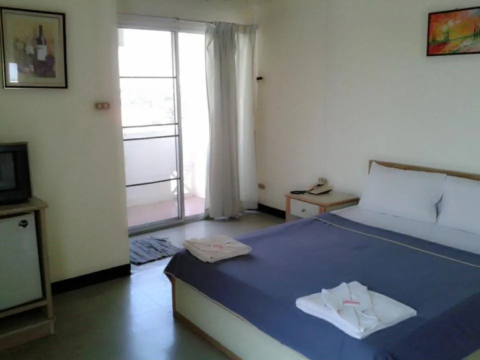 Bed in M In Korat Service Apartment