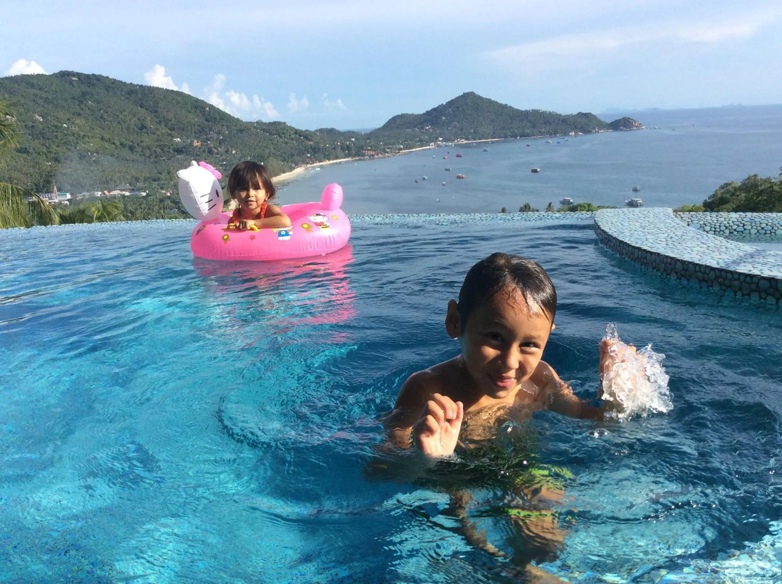 Swimming pool in Monkey Flower Villas