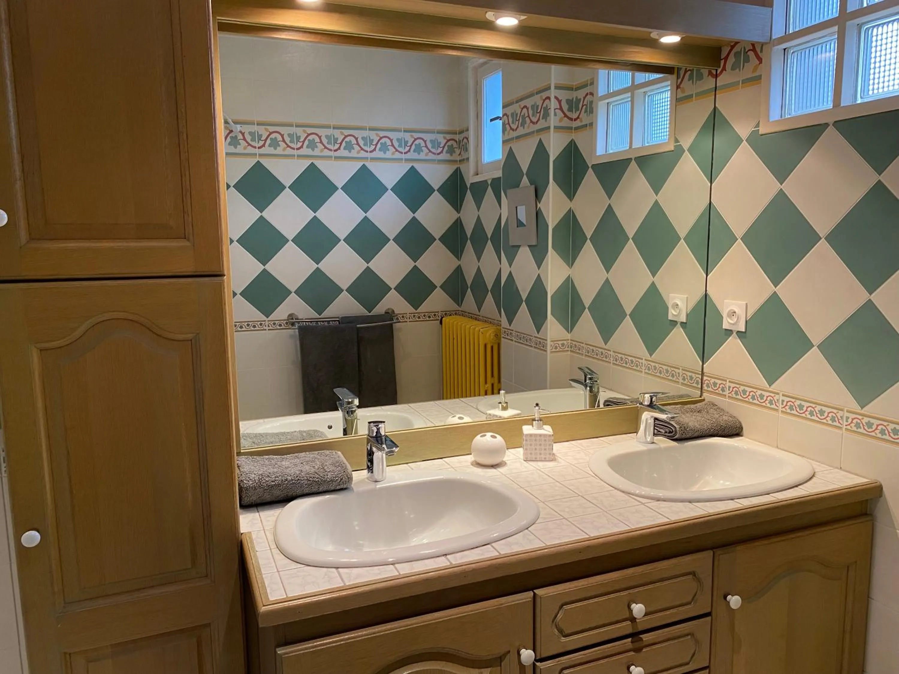 Bathroom in MAISON MIGNARDISE - Cité