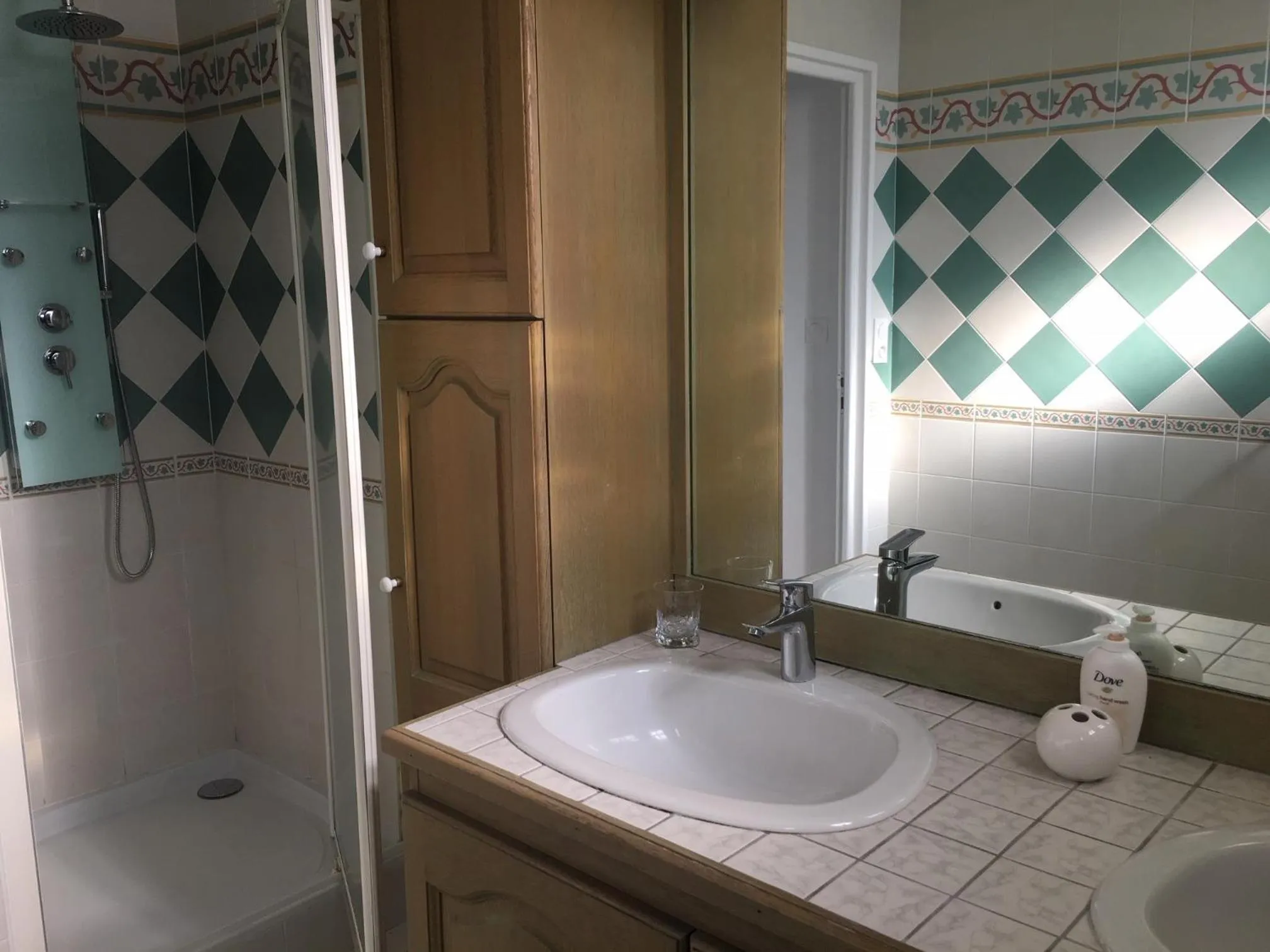 Bathroom in MAISON MIGNARDISE - Cité