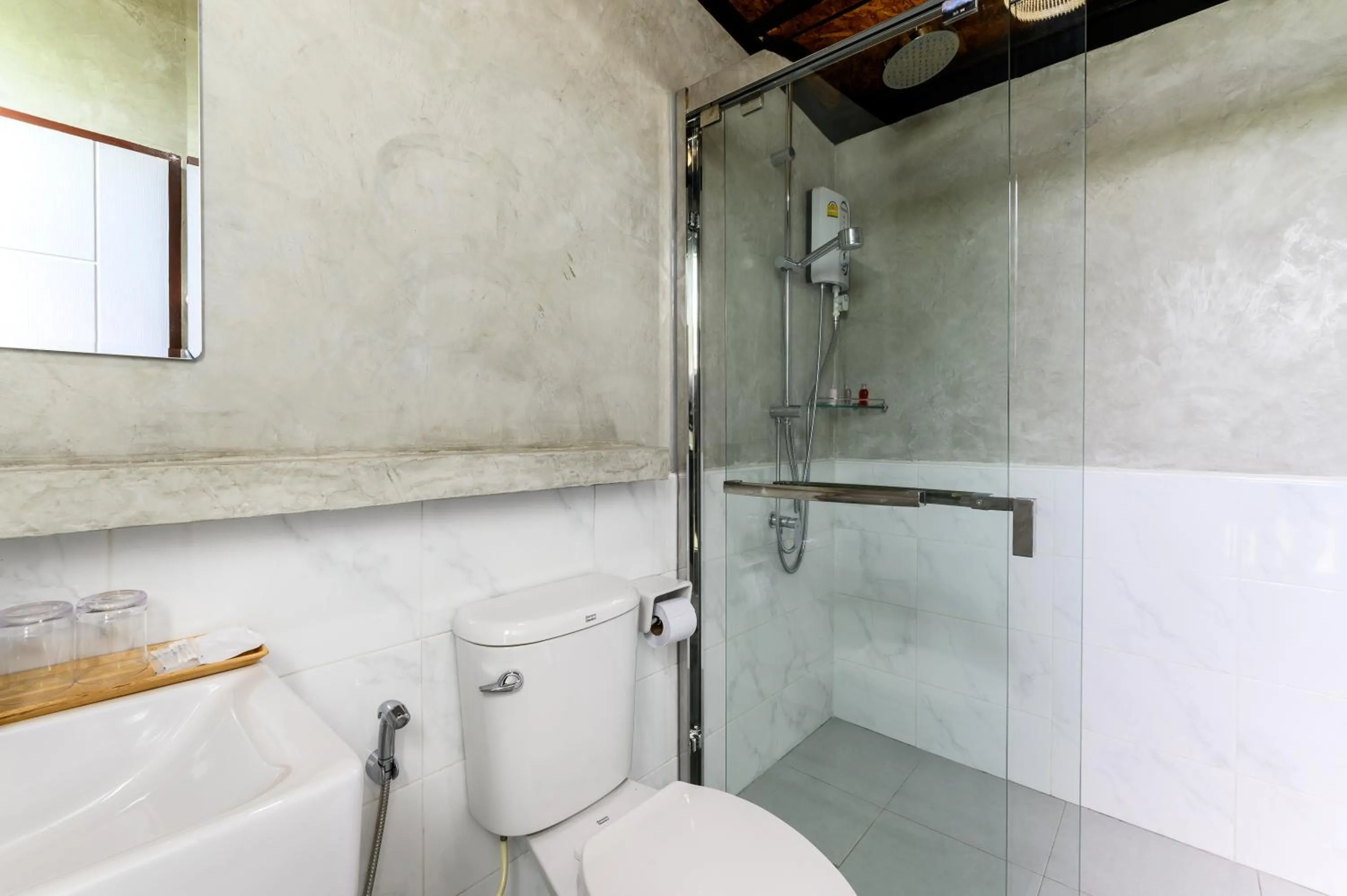 Bathroom in Loftpical Resort