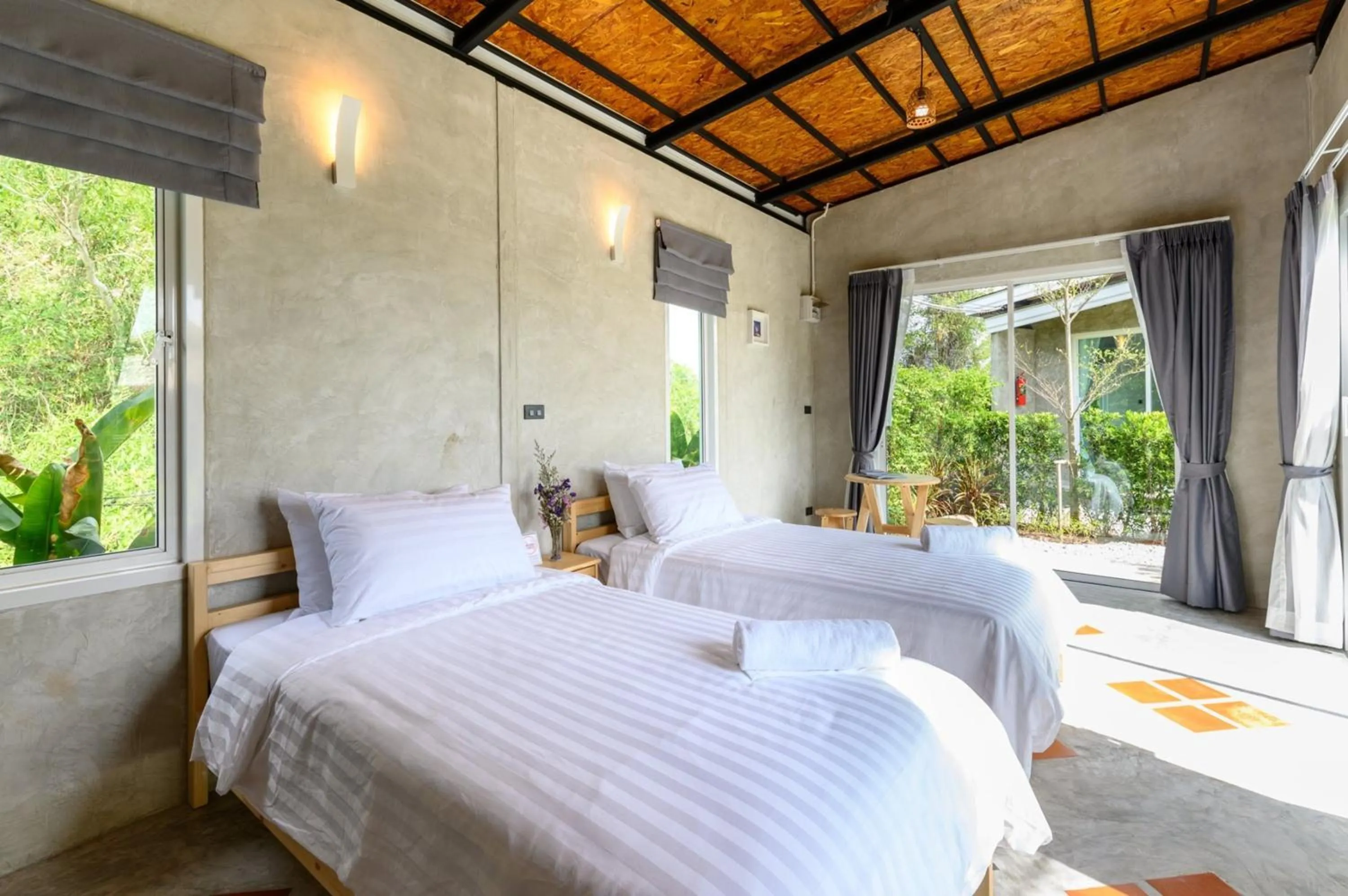 Bed in Loftpical Resort