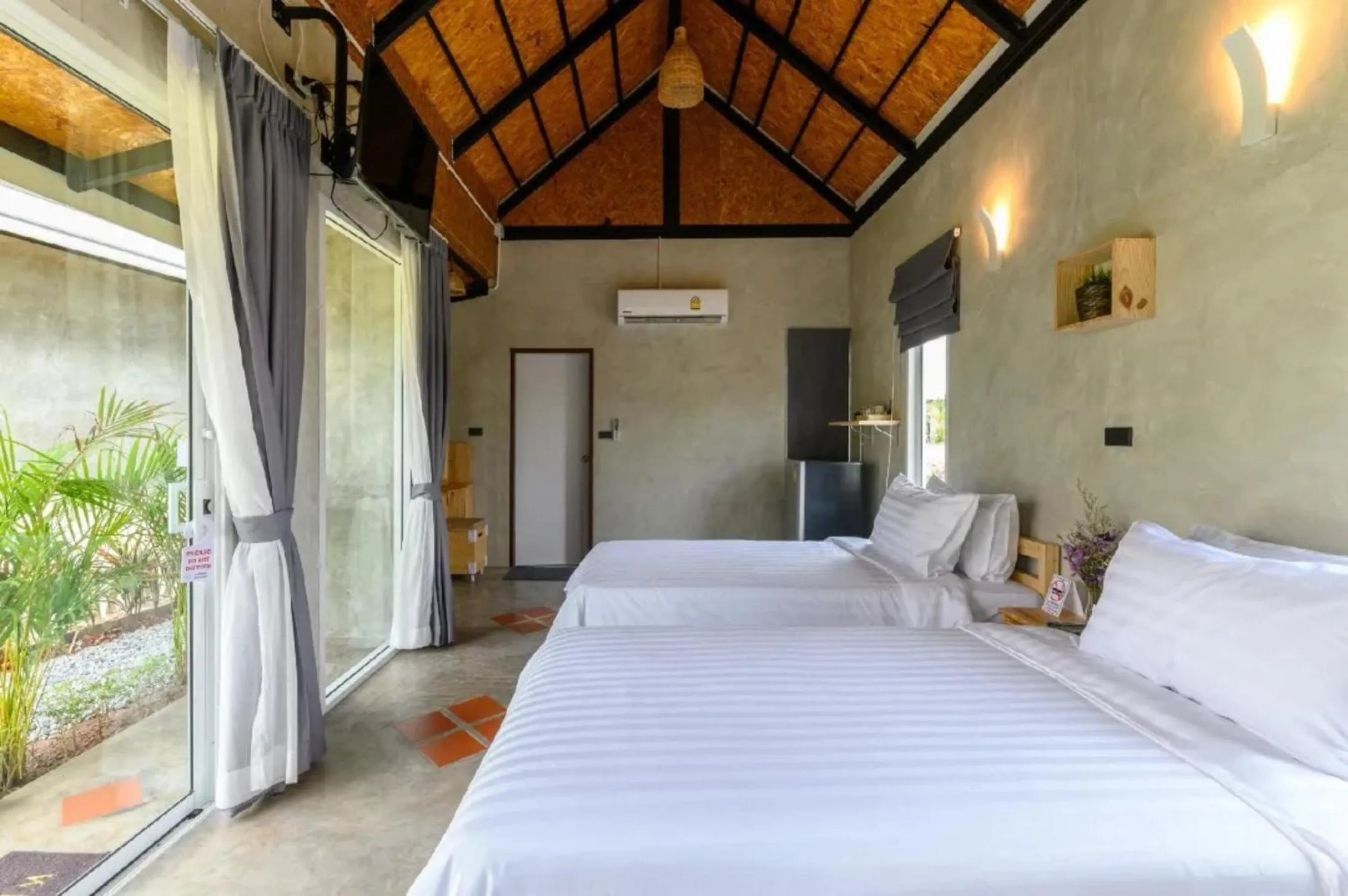 Bed in Loftpical Resort