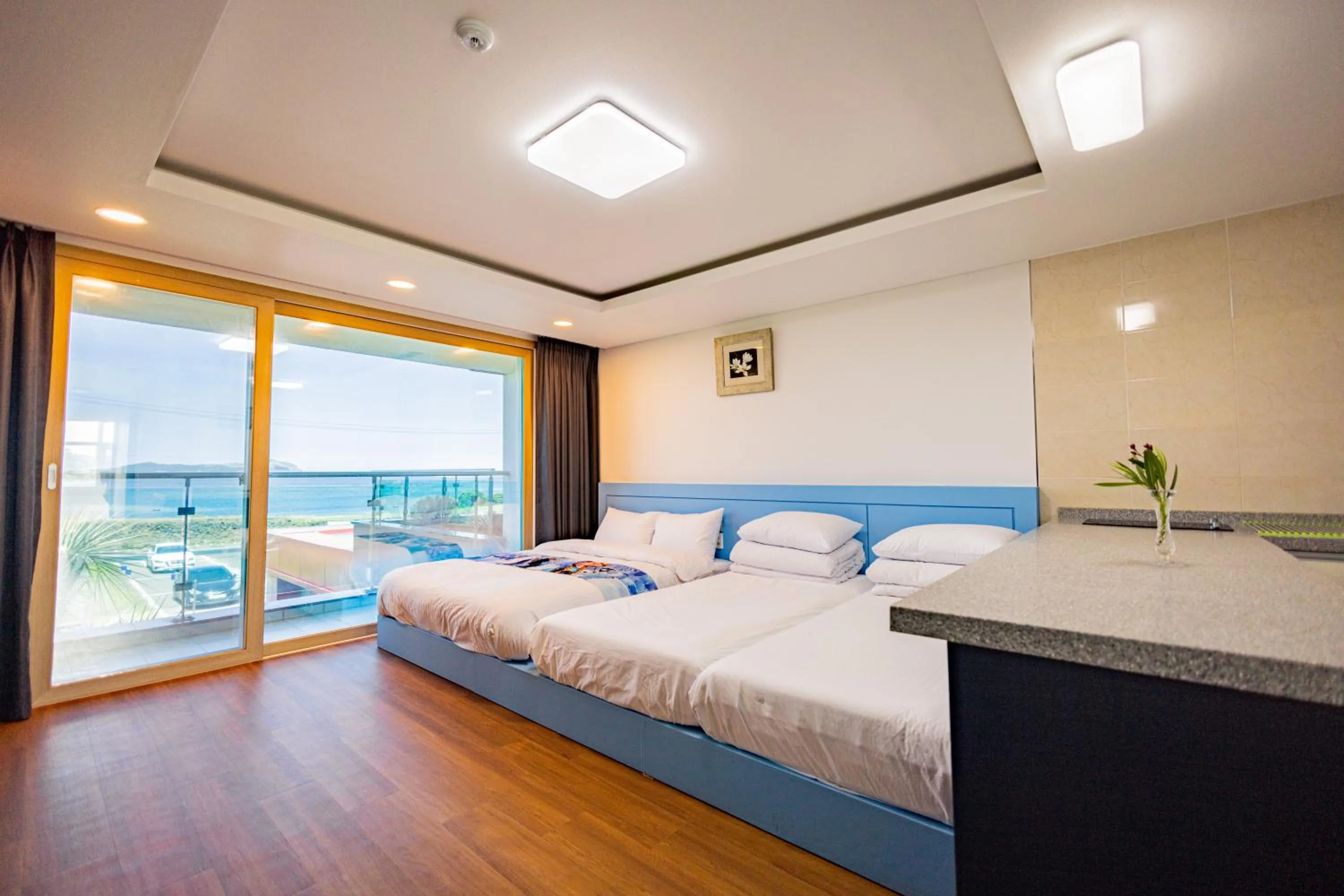 Bed in Jeju Arumdaun Resort